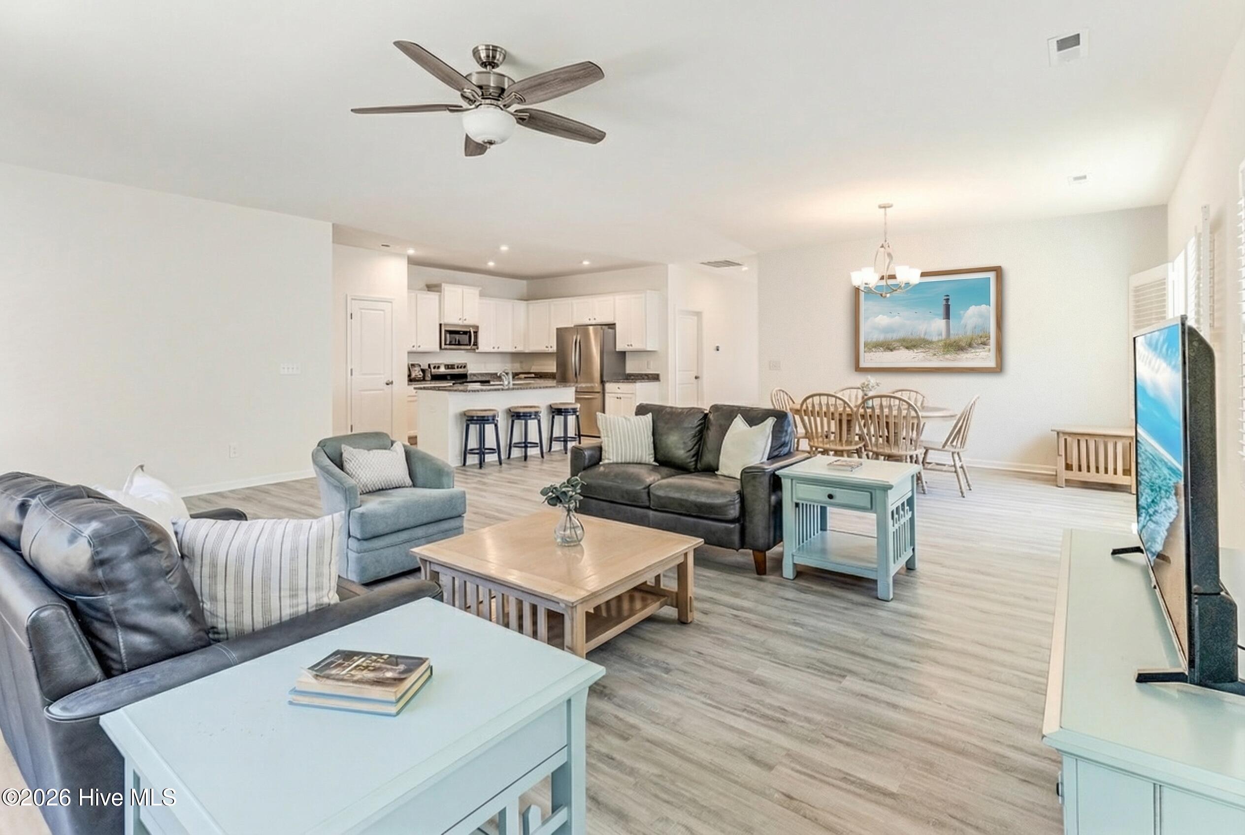 100562750 | Photo 20