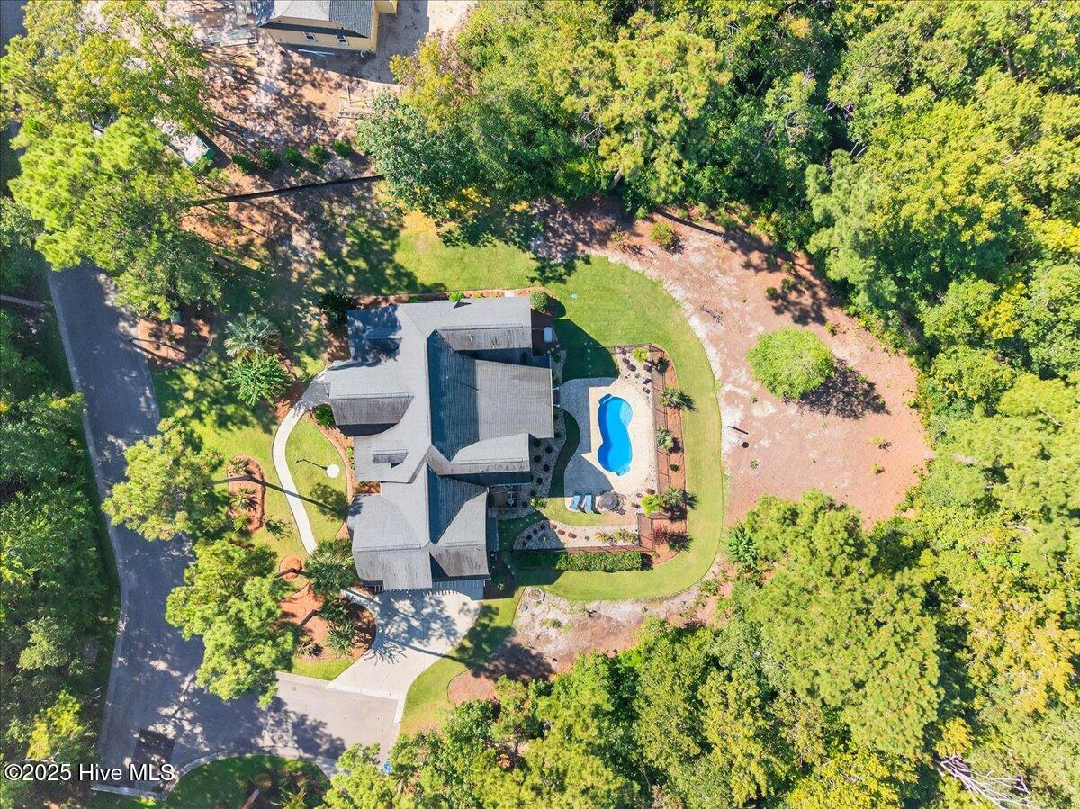 100530604 | Photo 13