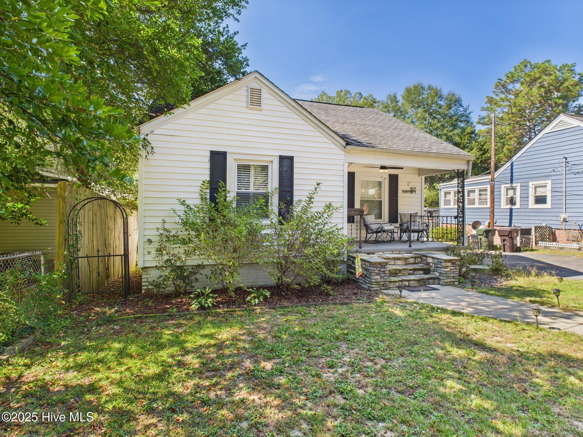 CAM04094G0-PR0061-STILL002