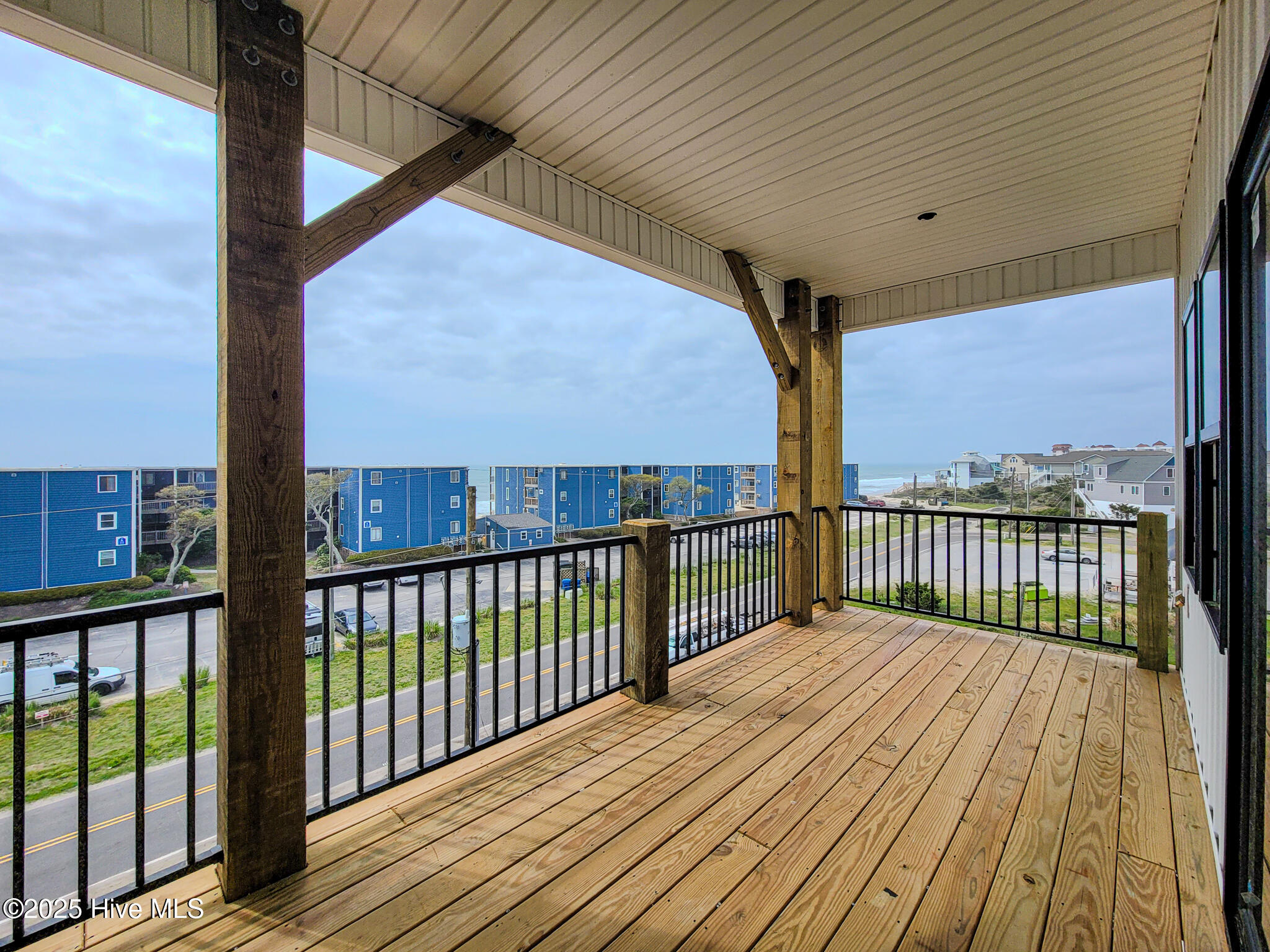 100500382 | Photo 12