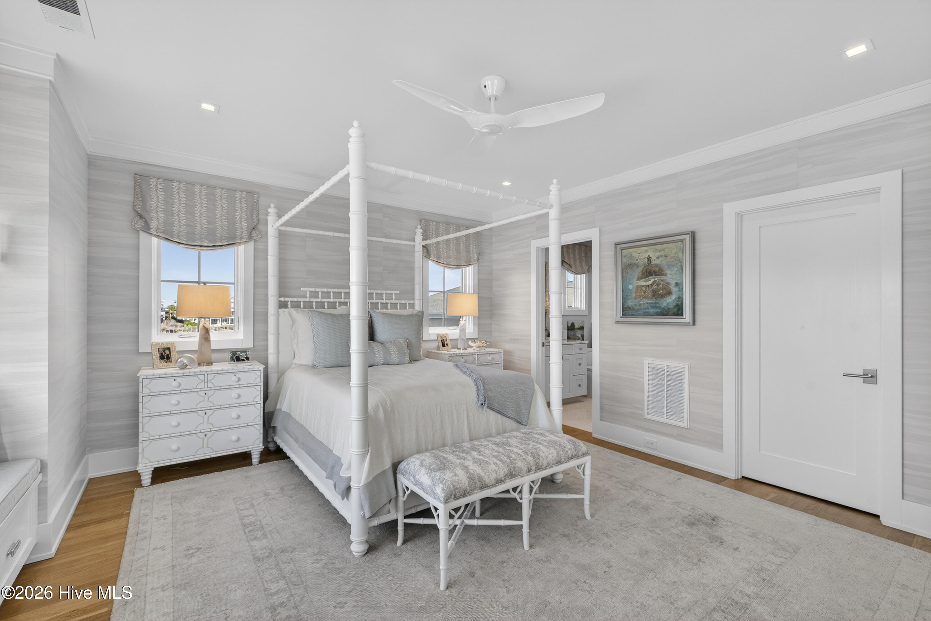 100557560 | Photo 32