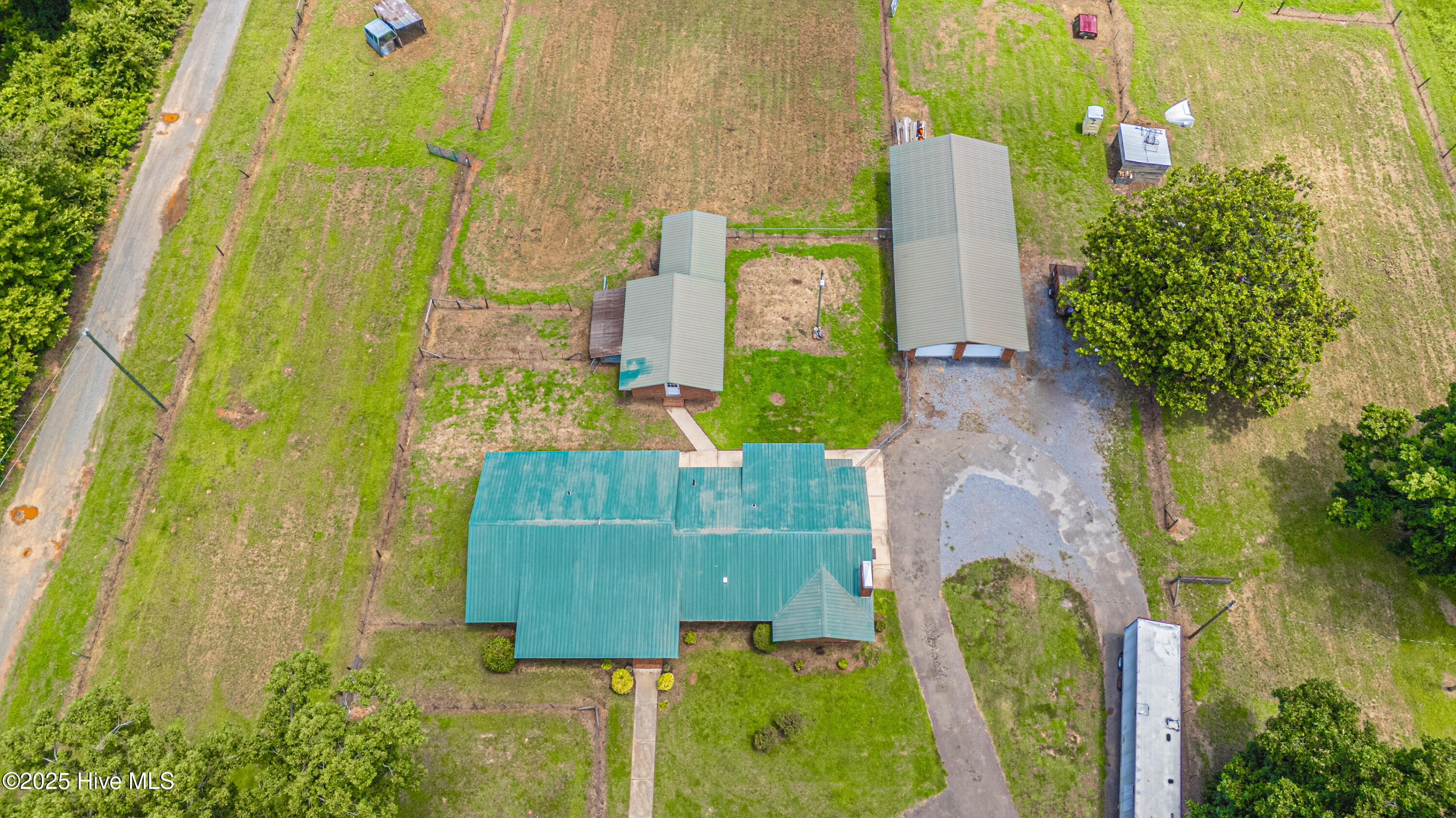383 Lakey Siding Road