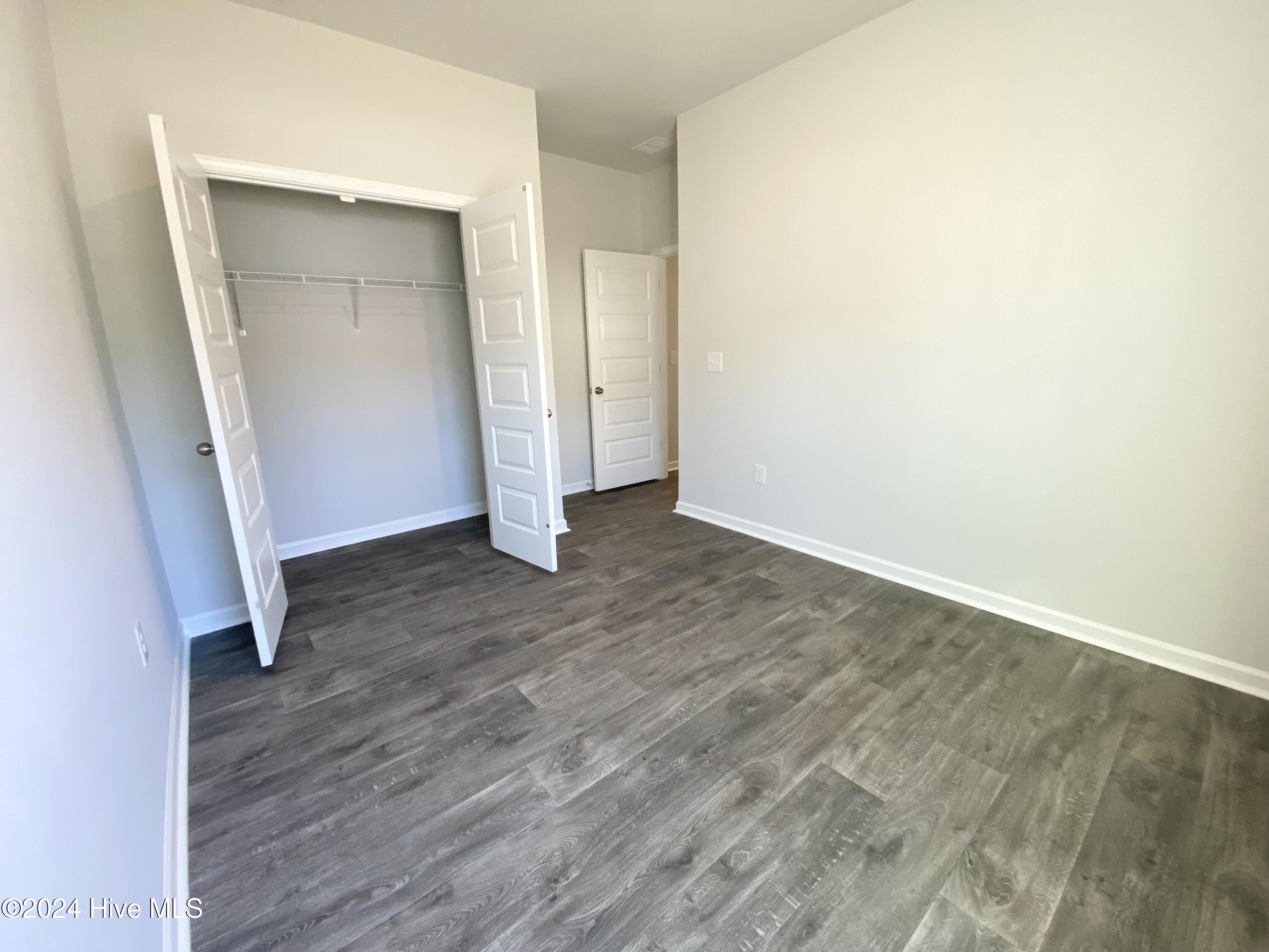 100552468 | Photo 24