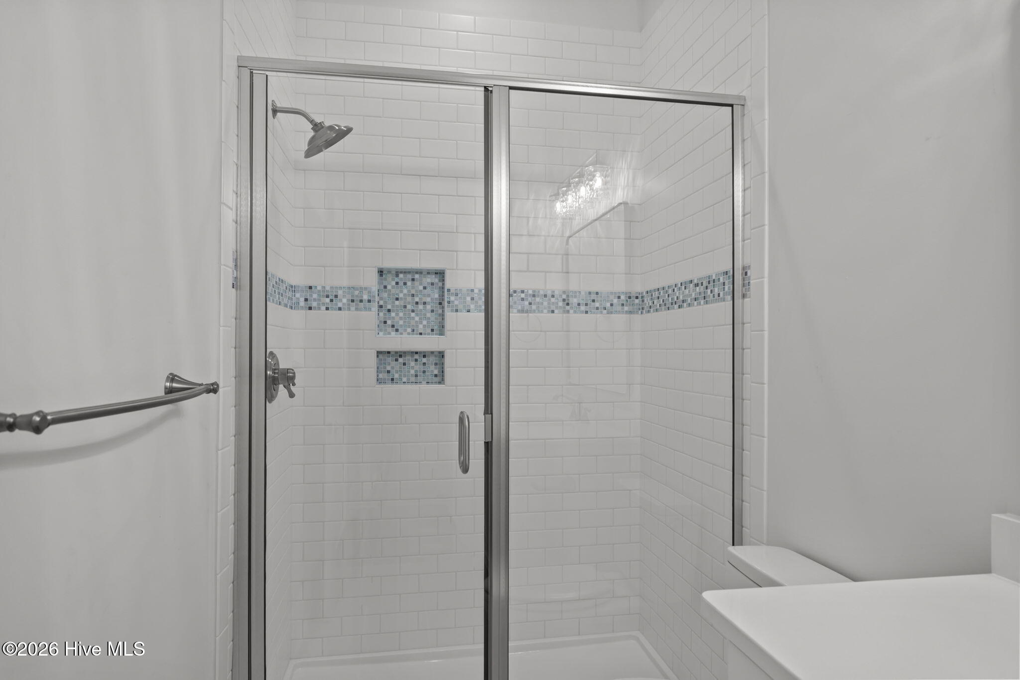 100553636 | Photo 24