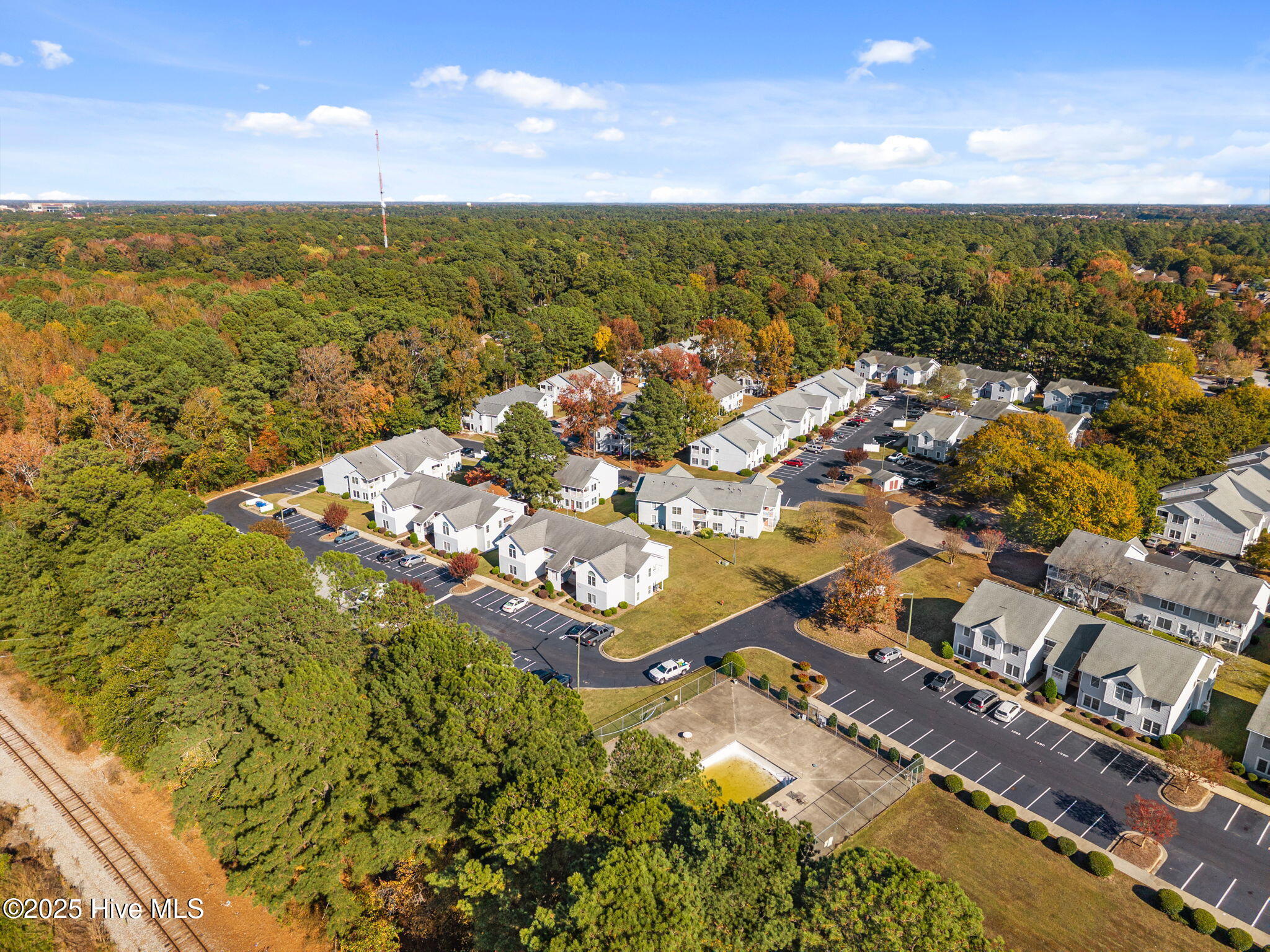 Homes for sale in Greenville, NC | 124 W Victoria Ct #B, Greenville, NC 27834 | MLS# 100540015