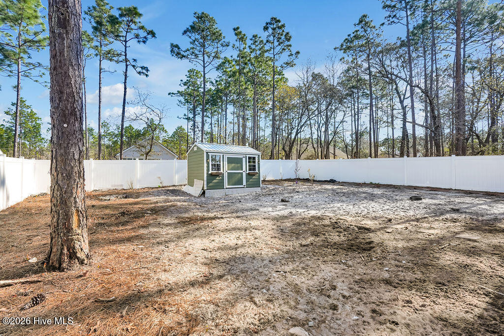 100560023 | Photo 14