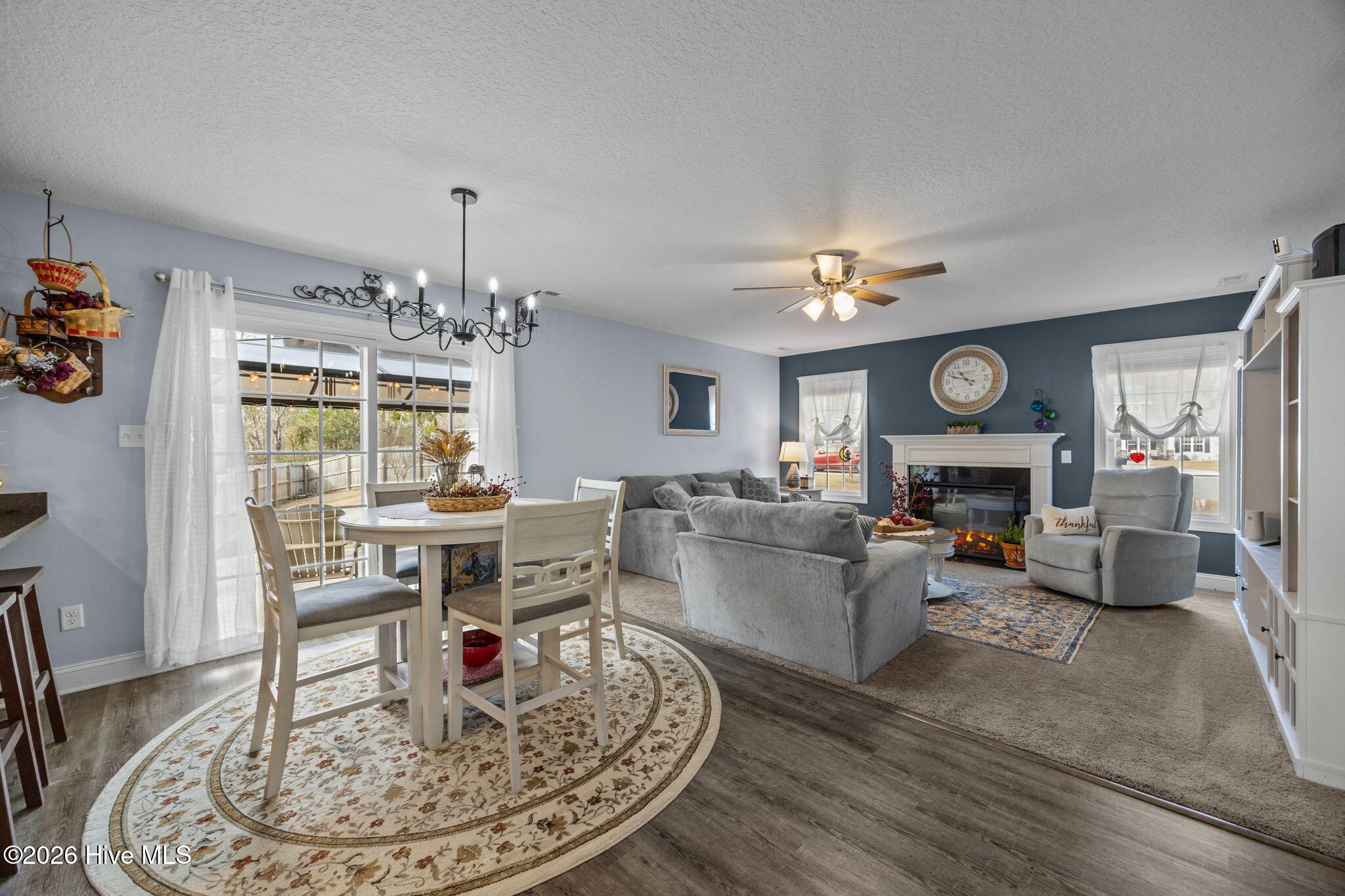 100551415 | Photo 17