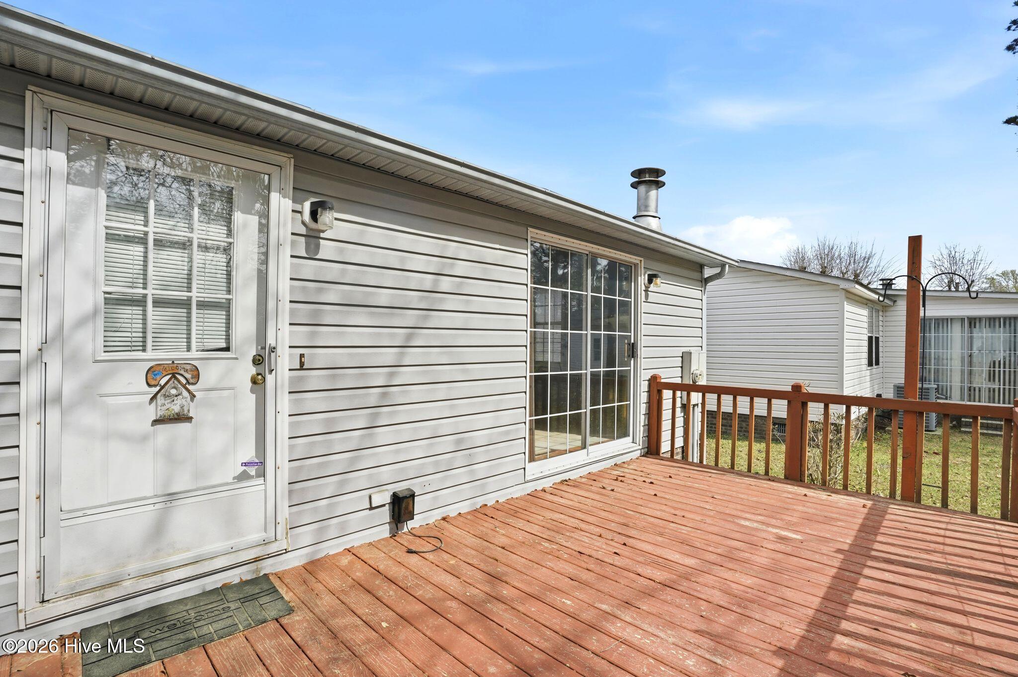 100561756 | Photo 59