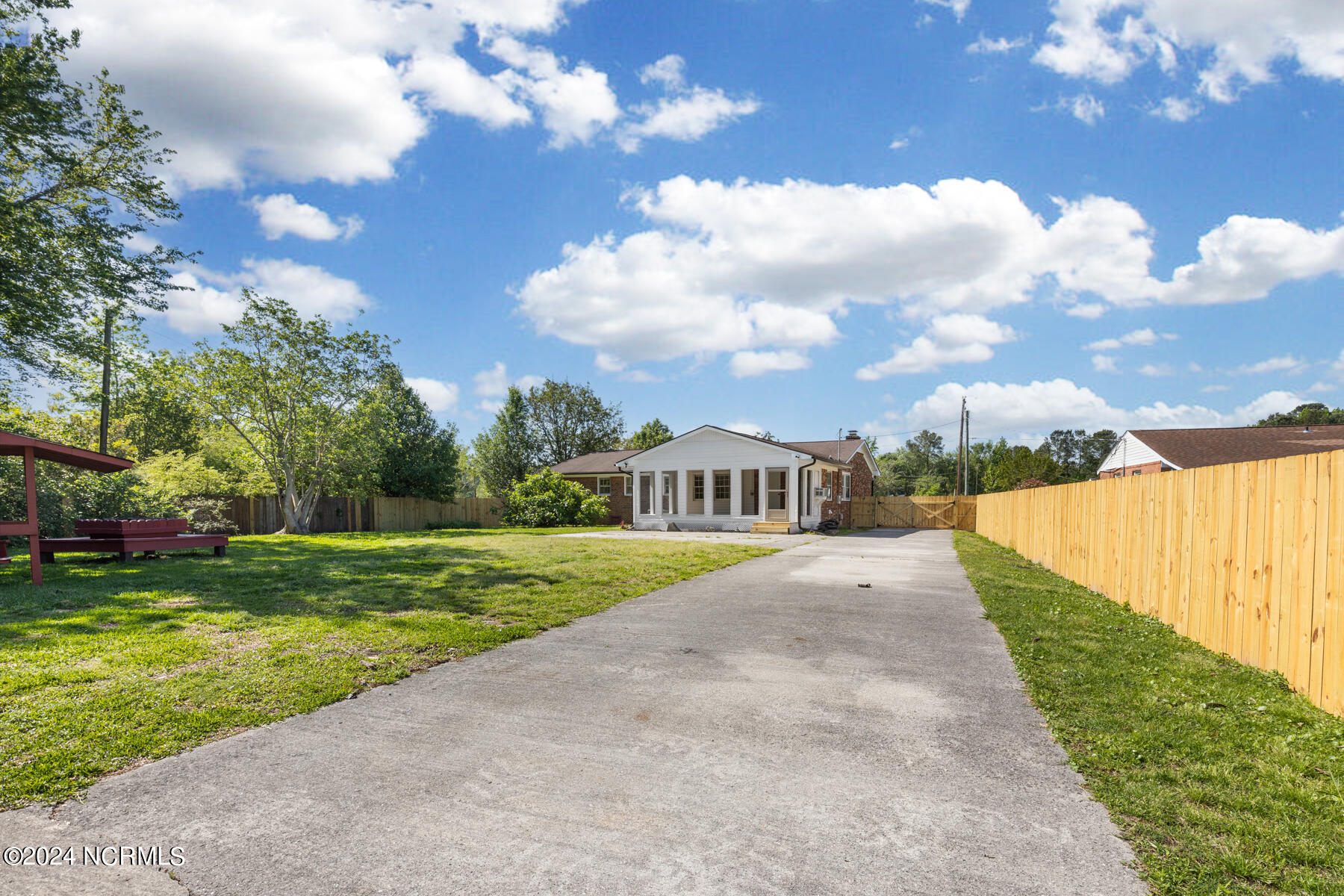 13 Collins Drive,Midway Park