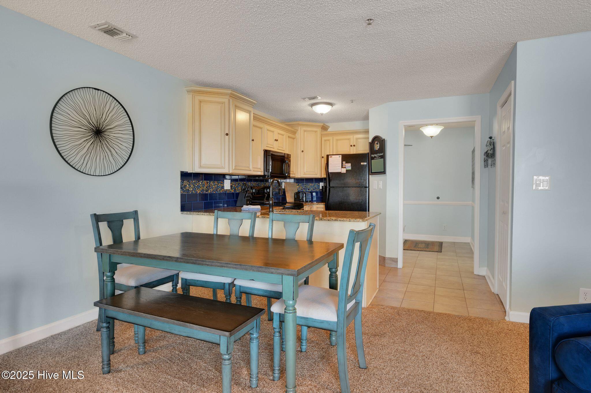 100498114 | Photo 14