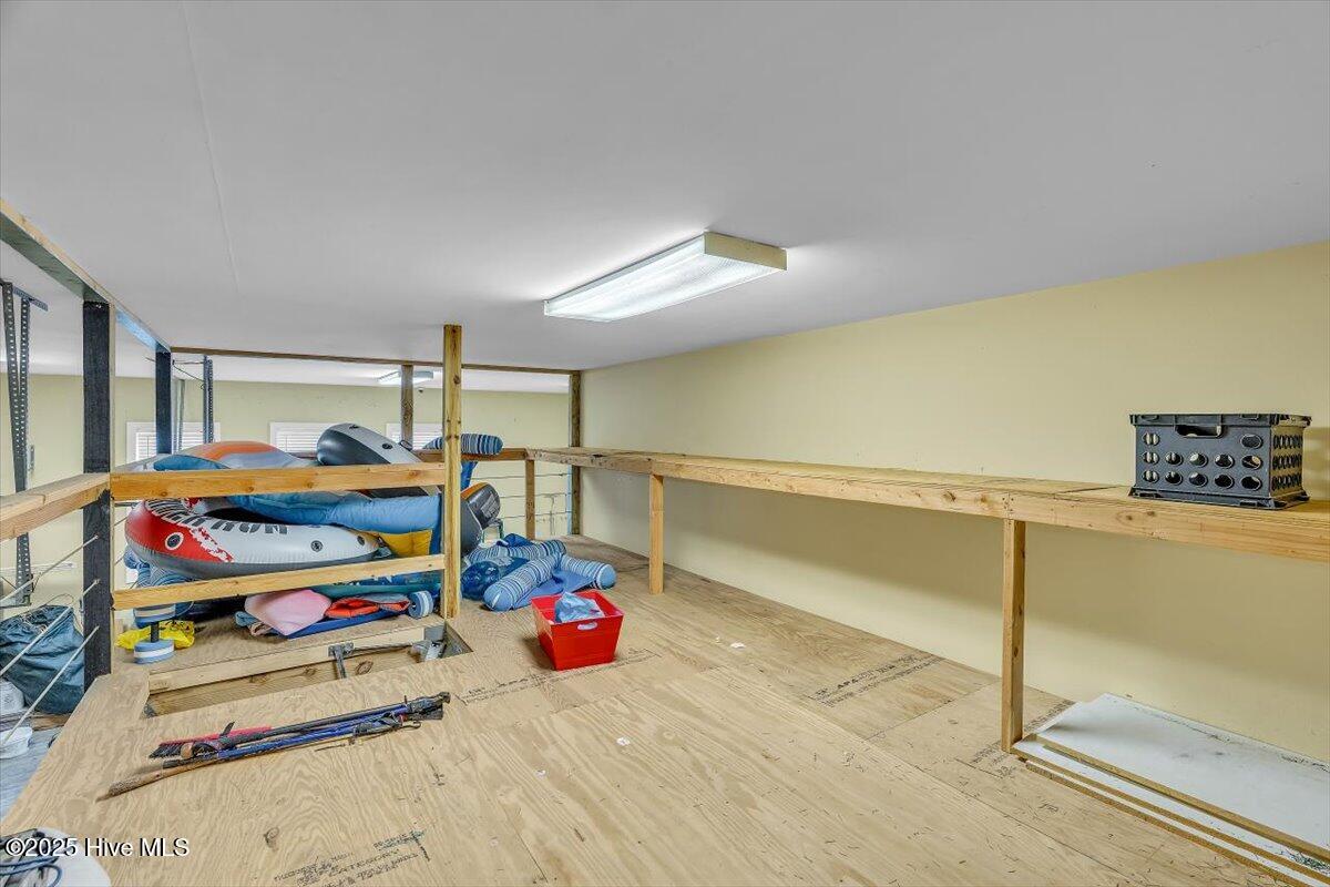 100534566 | Photo 28