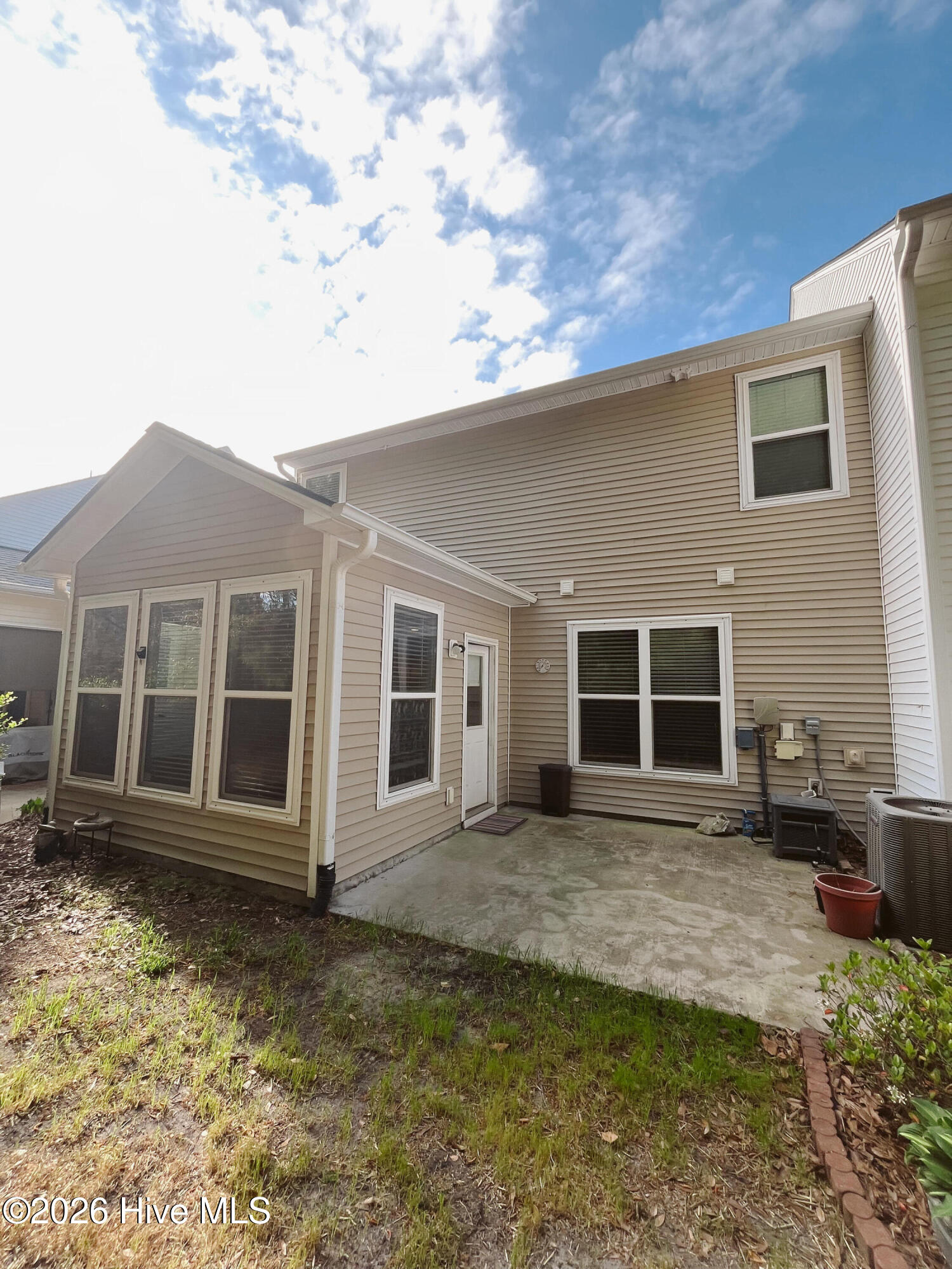 100564936 | Photo 21