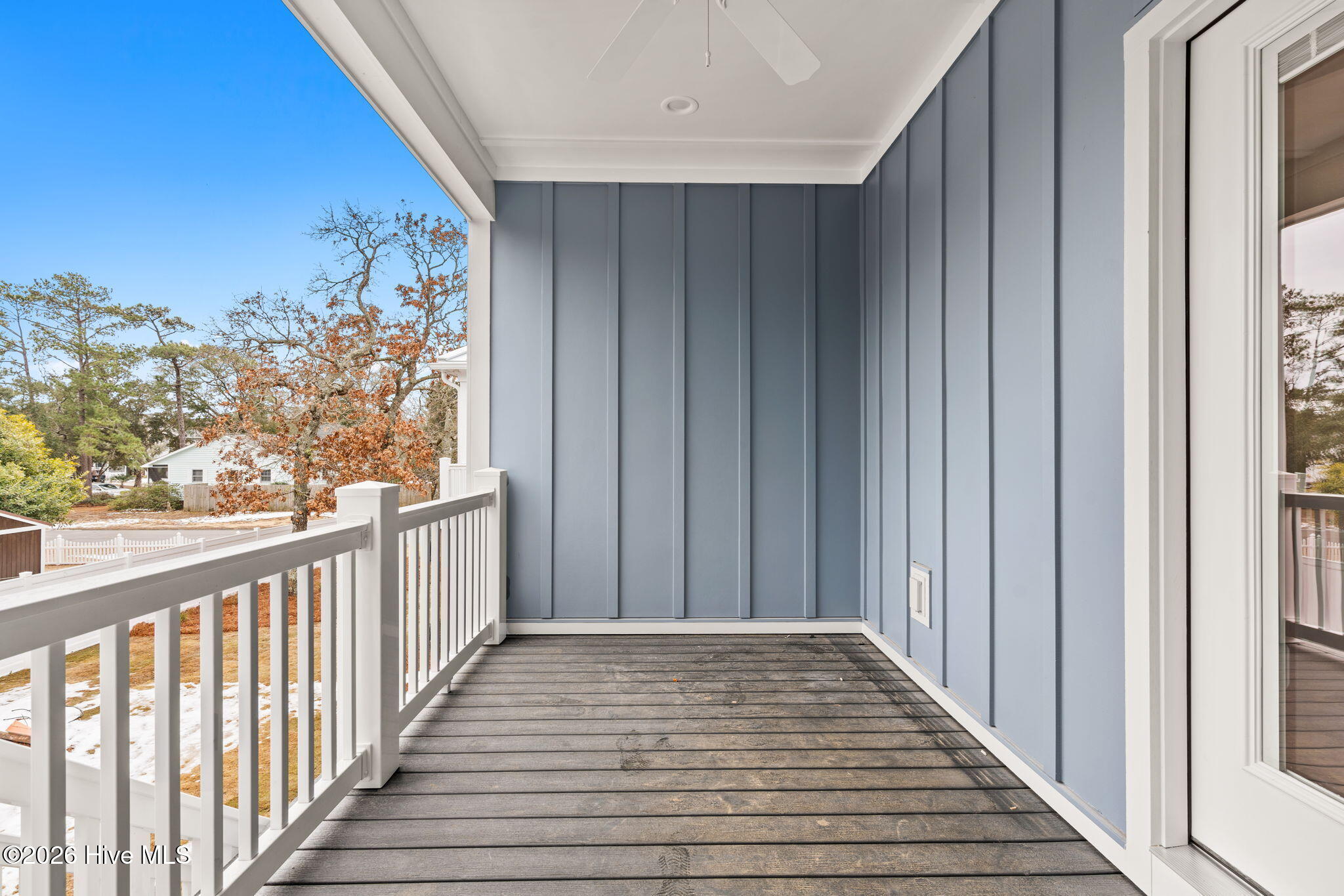 100541241 | Photo 39