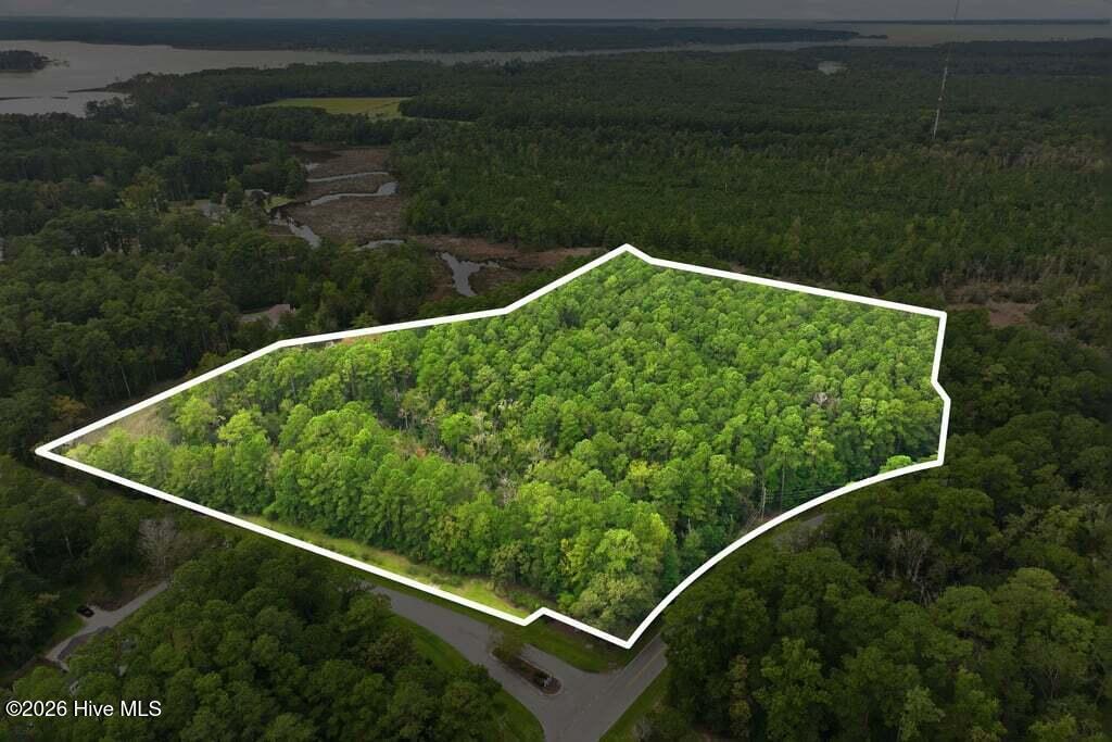 102 Cummins Creek Road,Beaufort