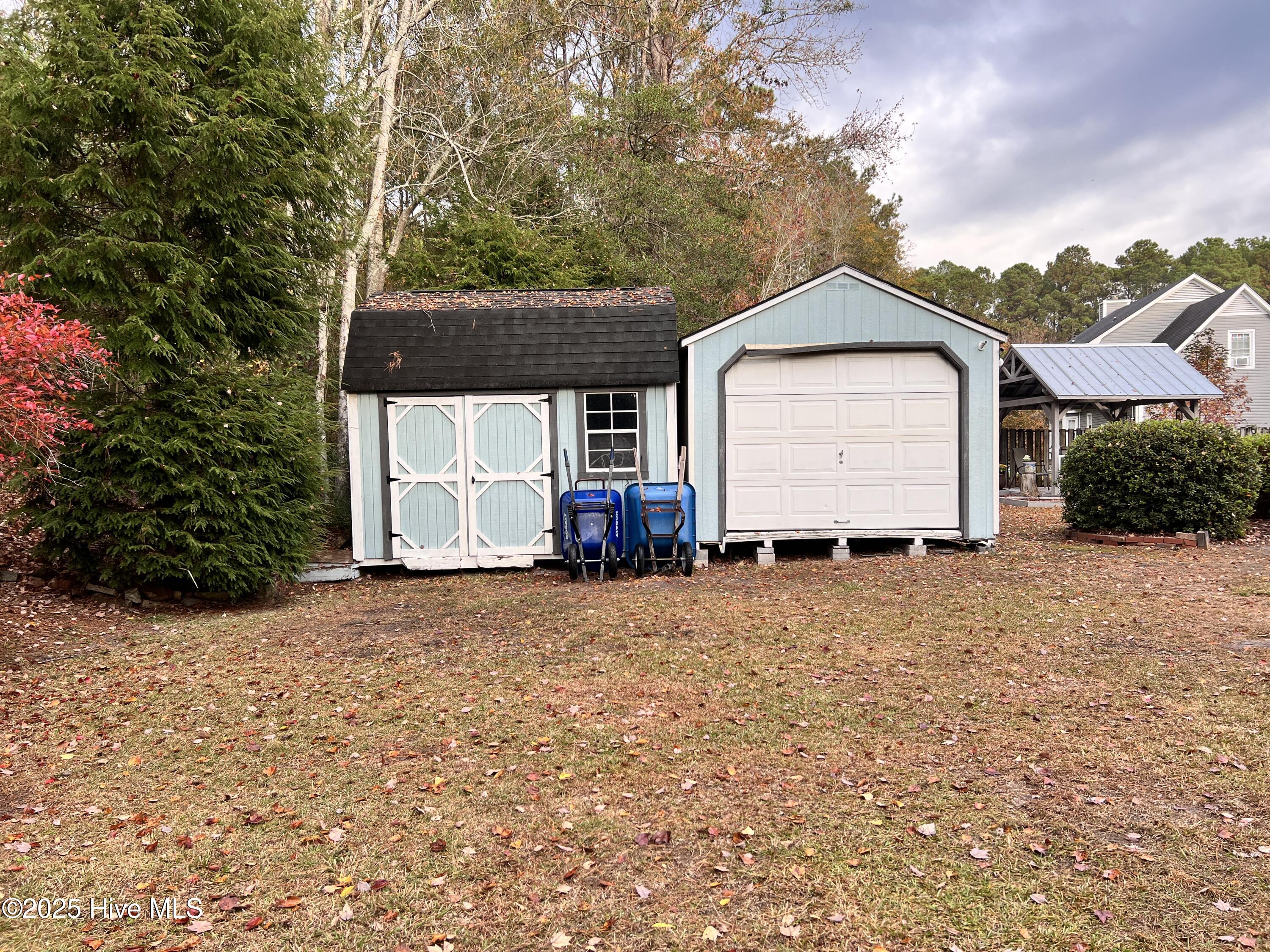 100542615 | Photo 33