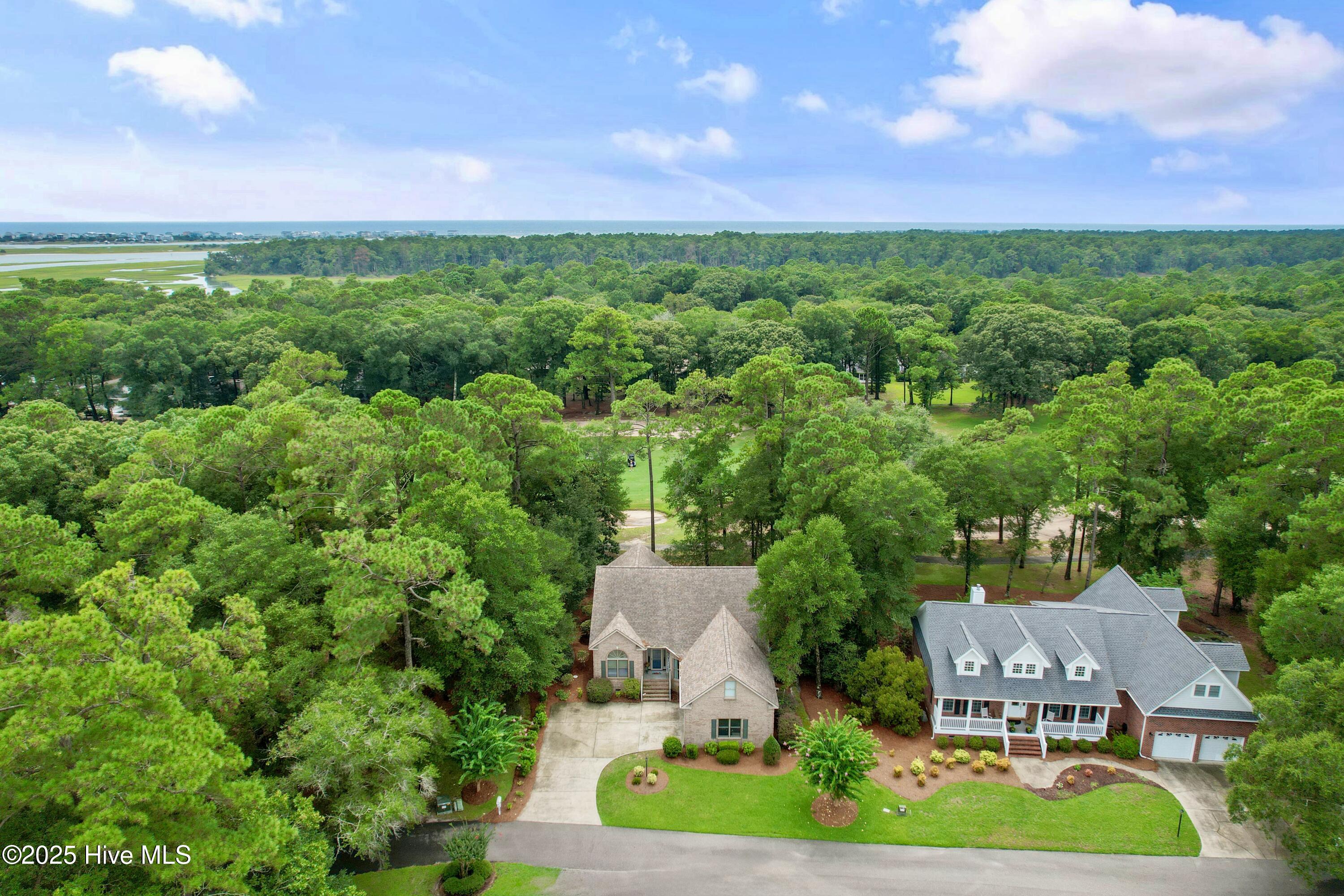 100522633 | Photo 43