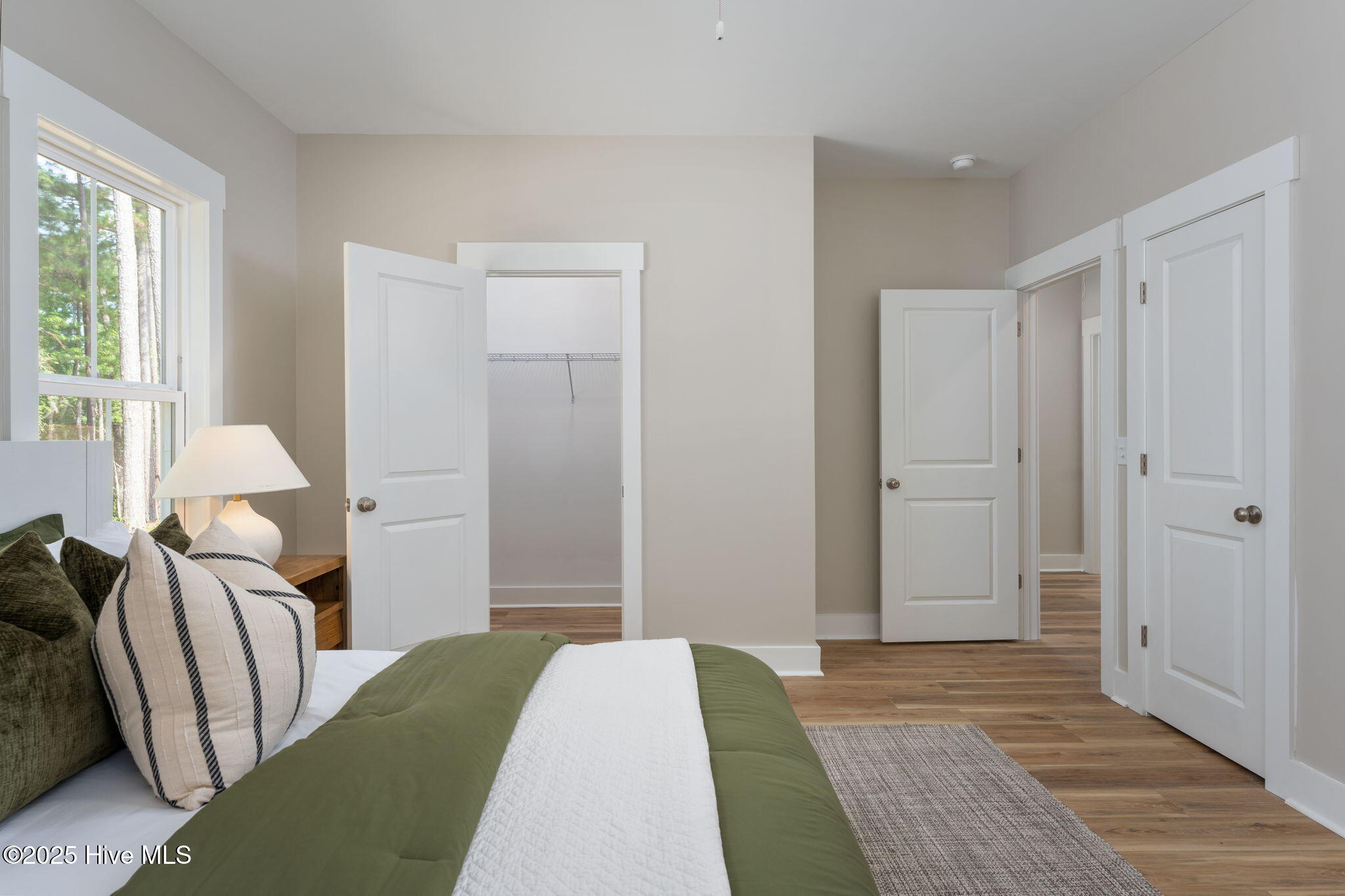 100541520 | Photo 38