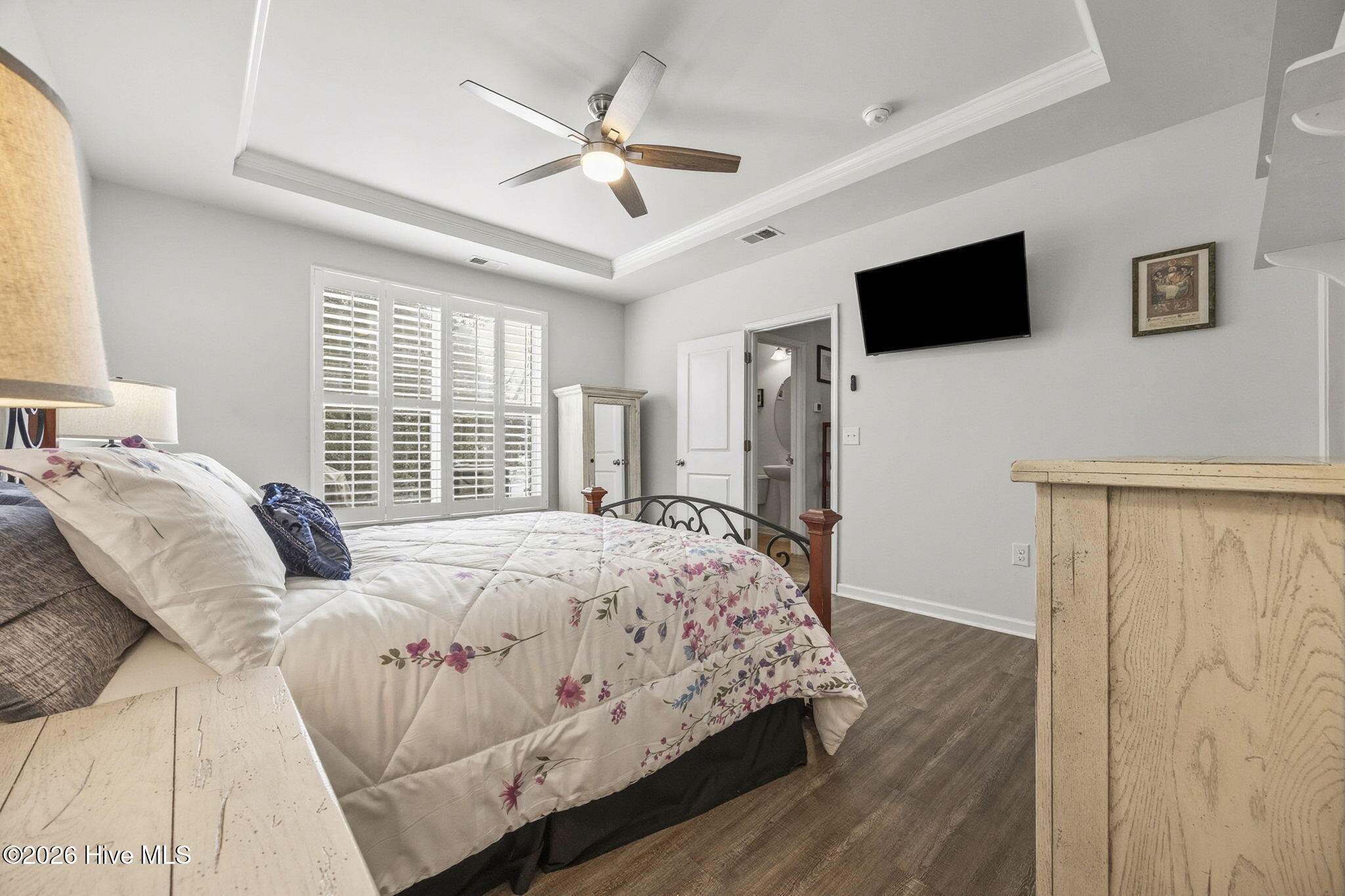 100553227 | Photo 15