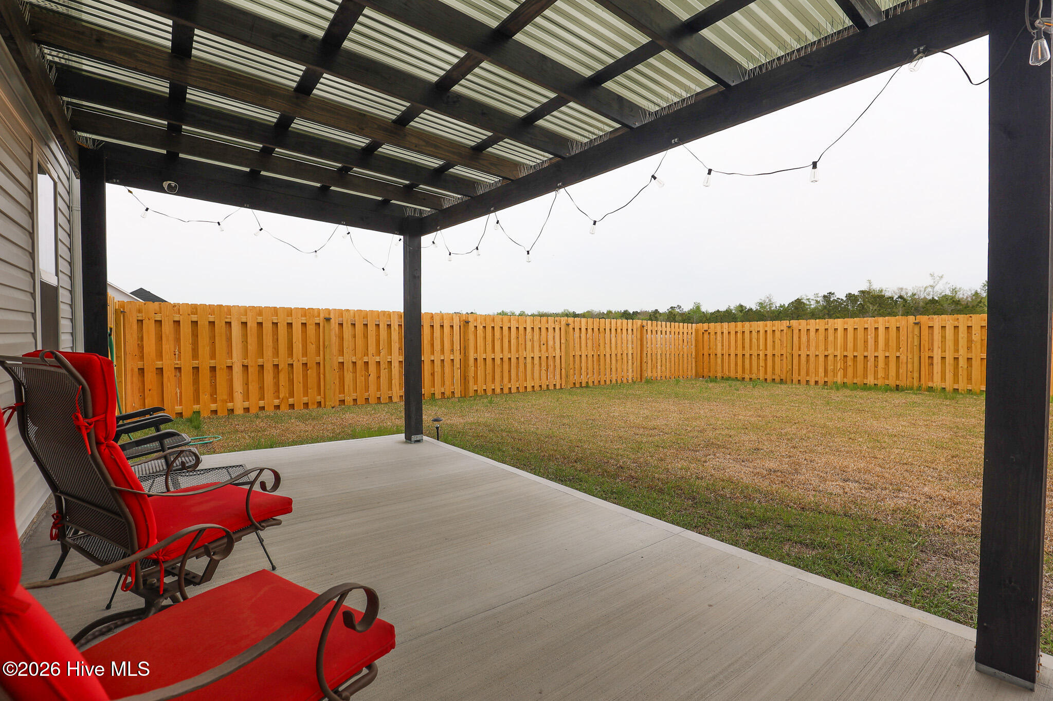 100566791 | Photo 40