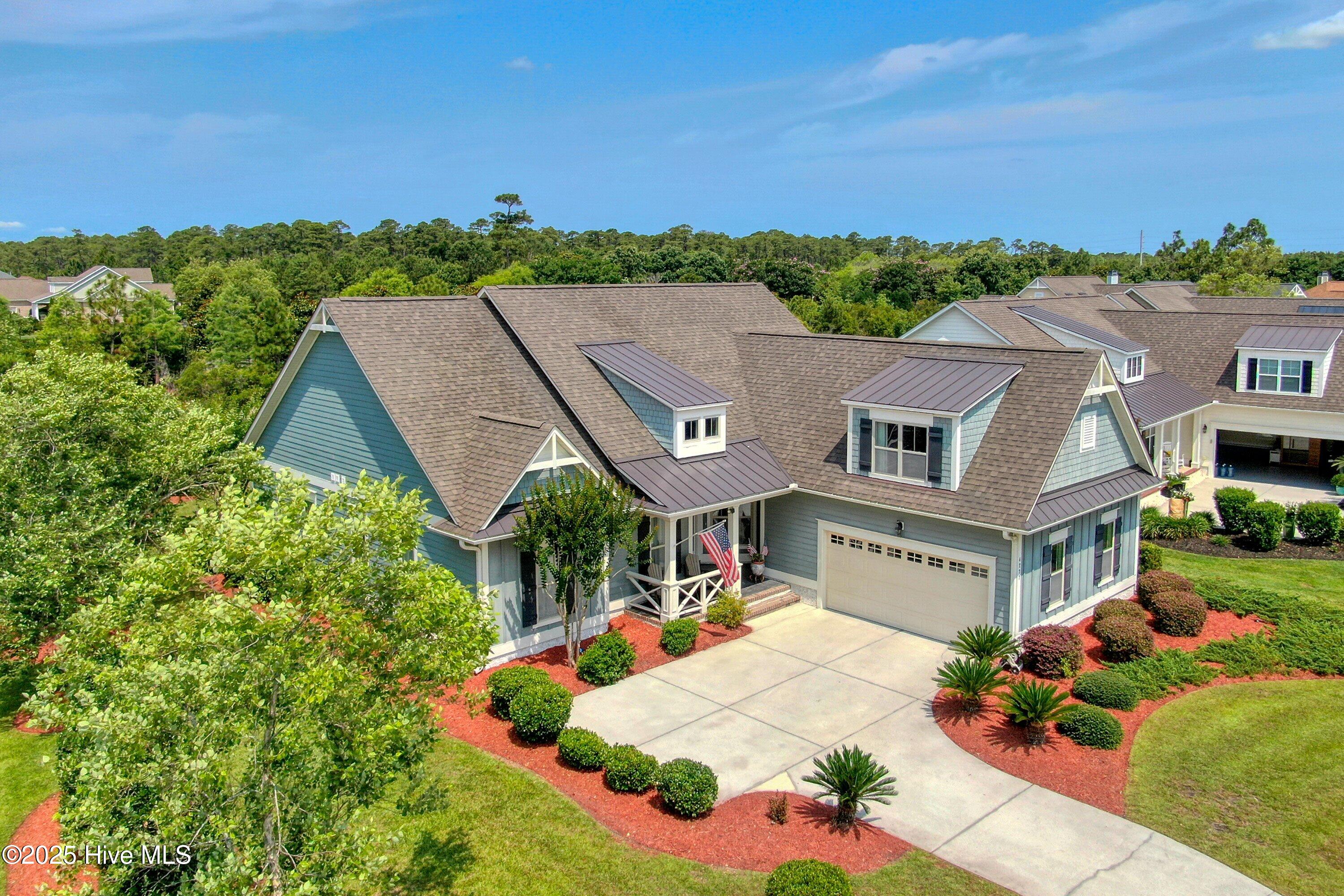 100553143 | Photo 37