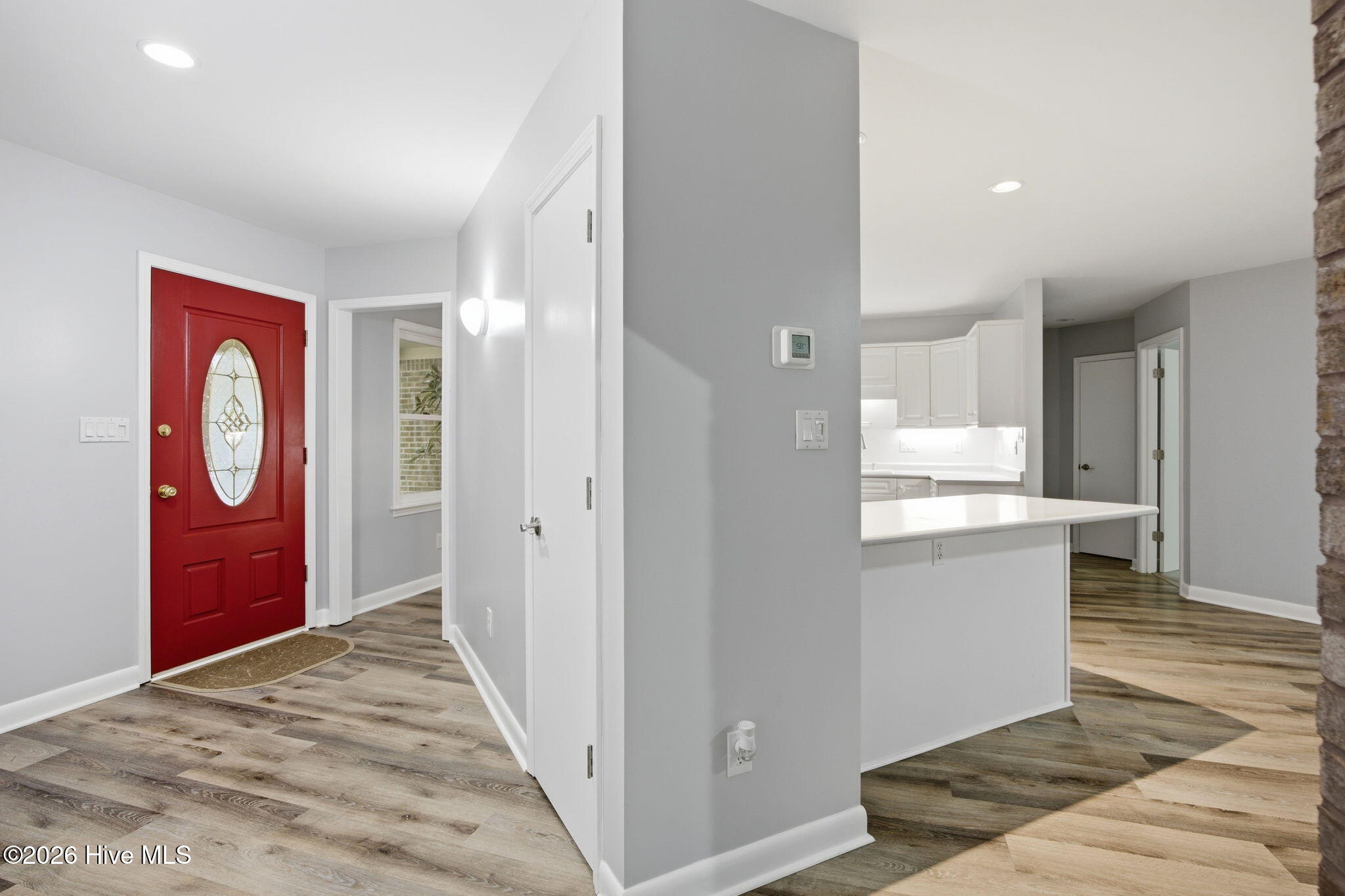 100569469 | Photo 12