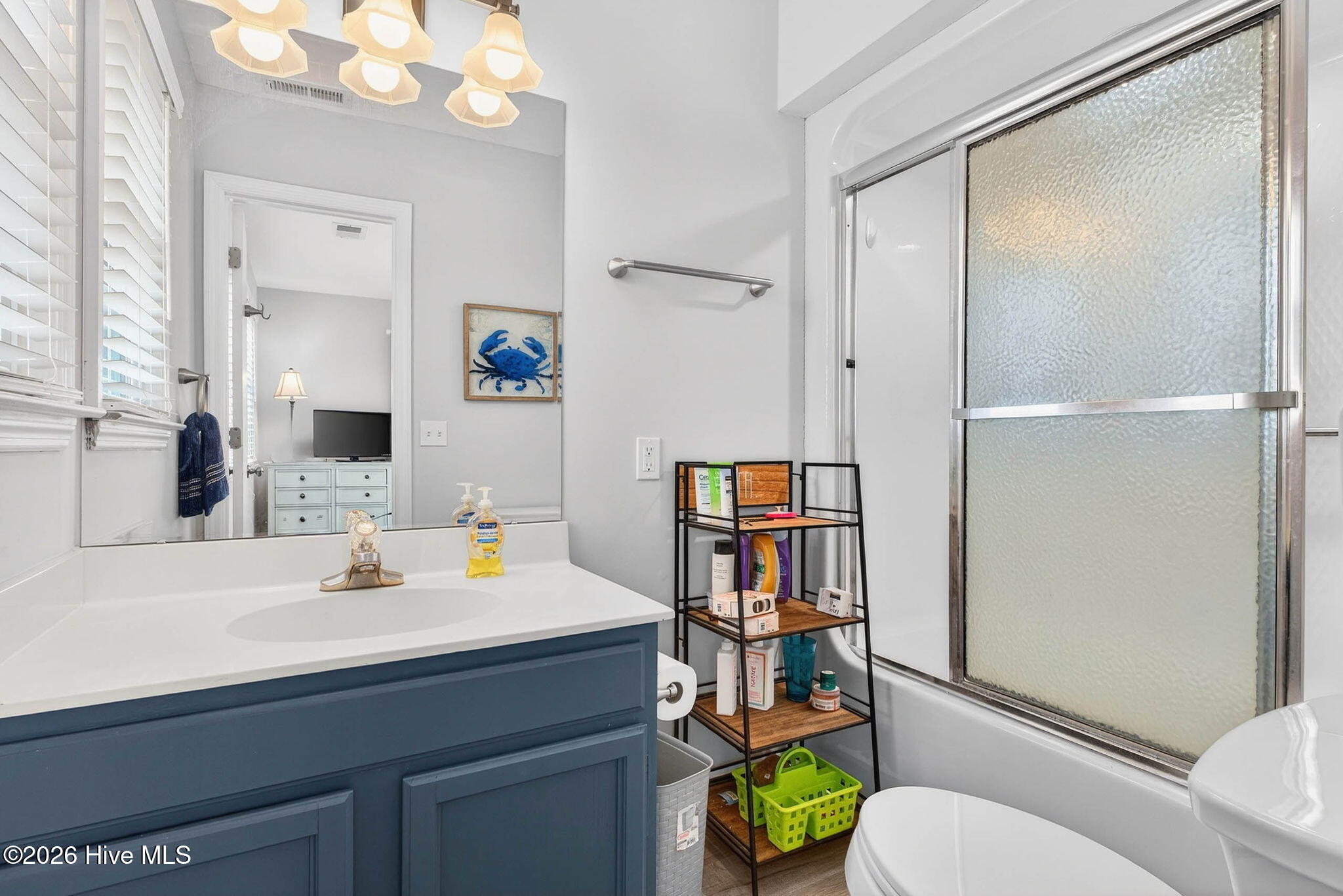 100565816 | Photo 50