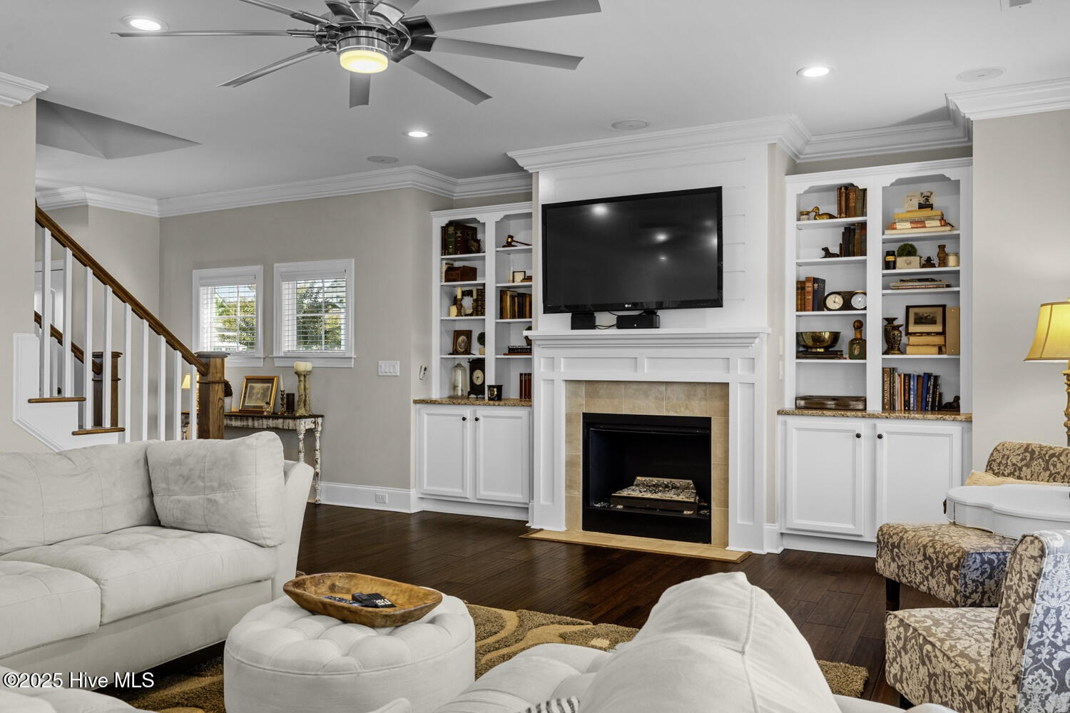 100530635 | Photo 11