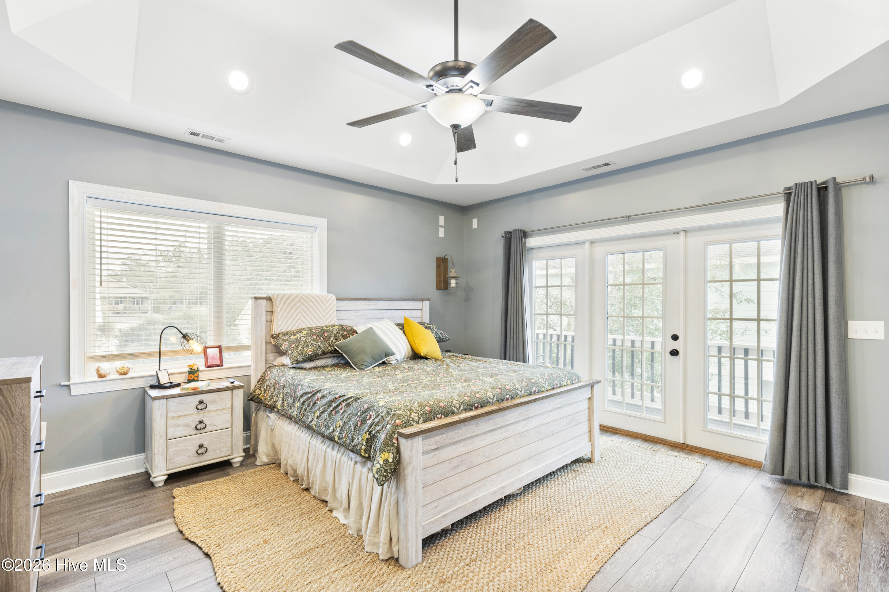 100551822 | Photo 18