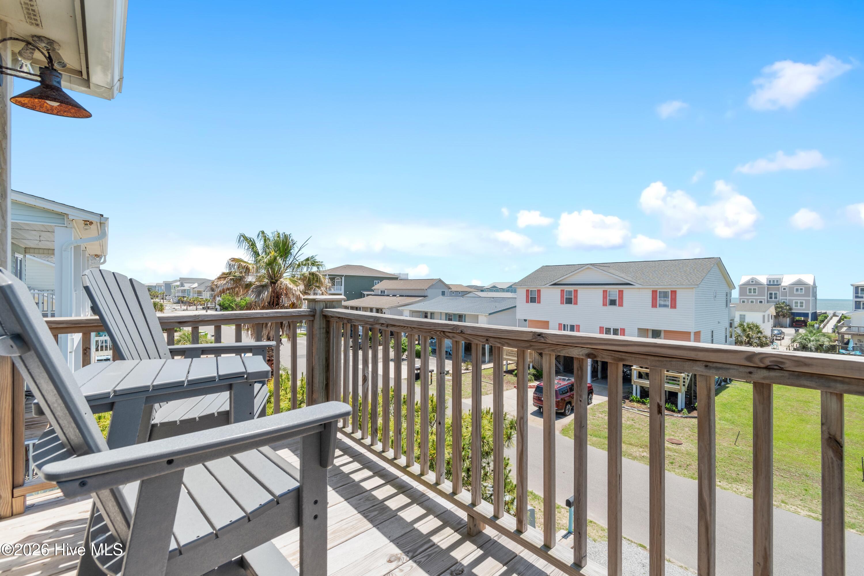 100553073 | Photo 36