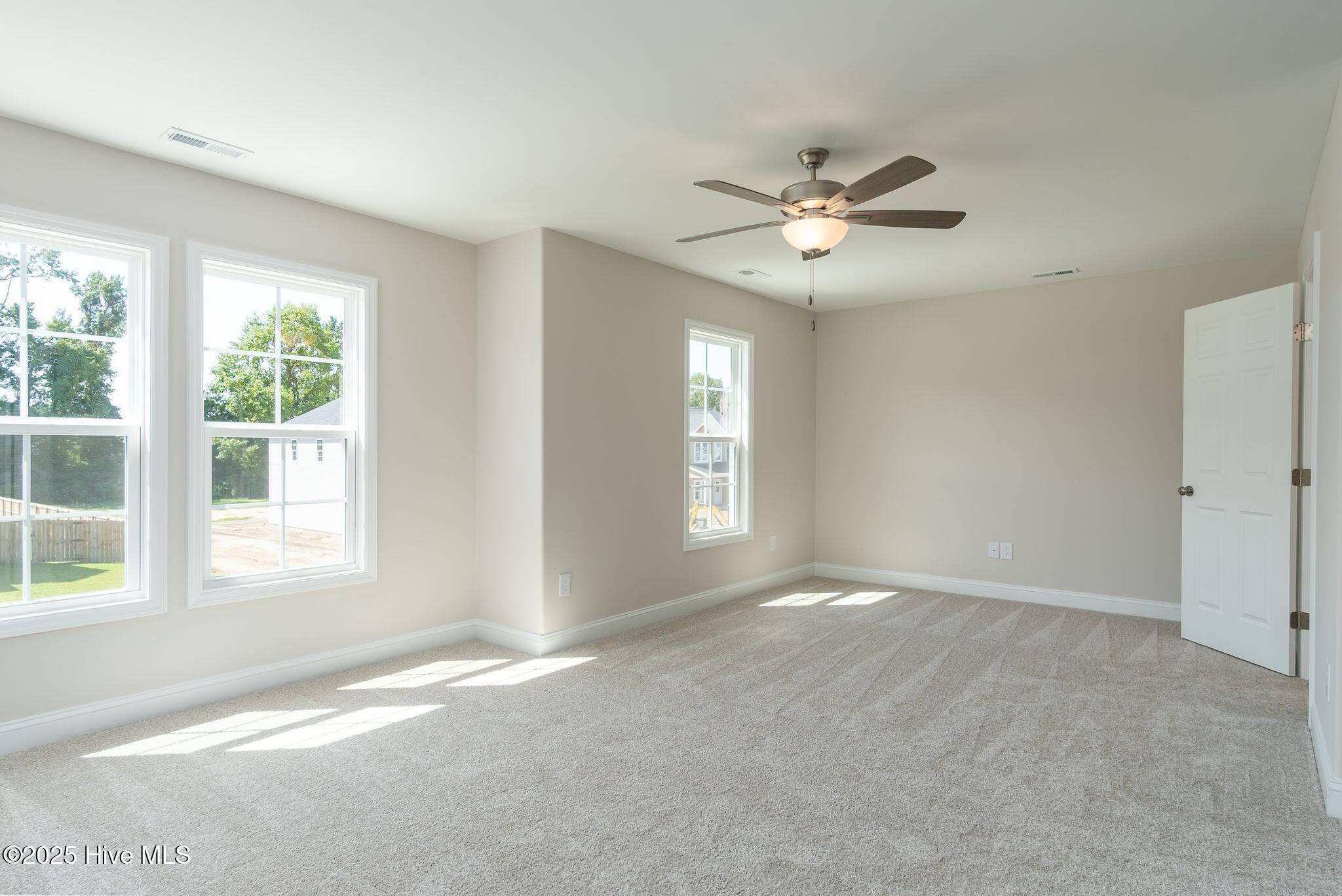 100496032 | Photo 26