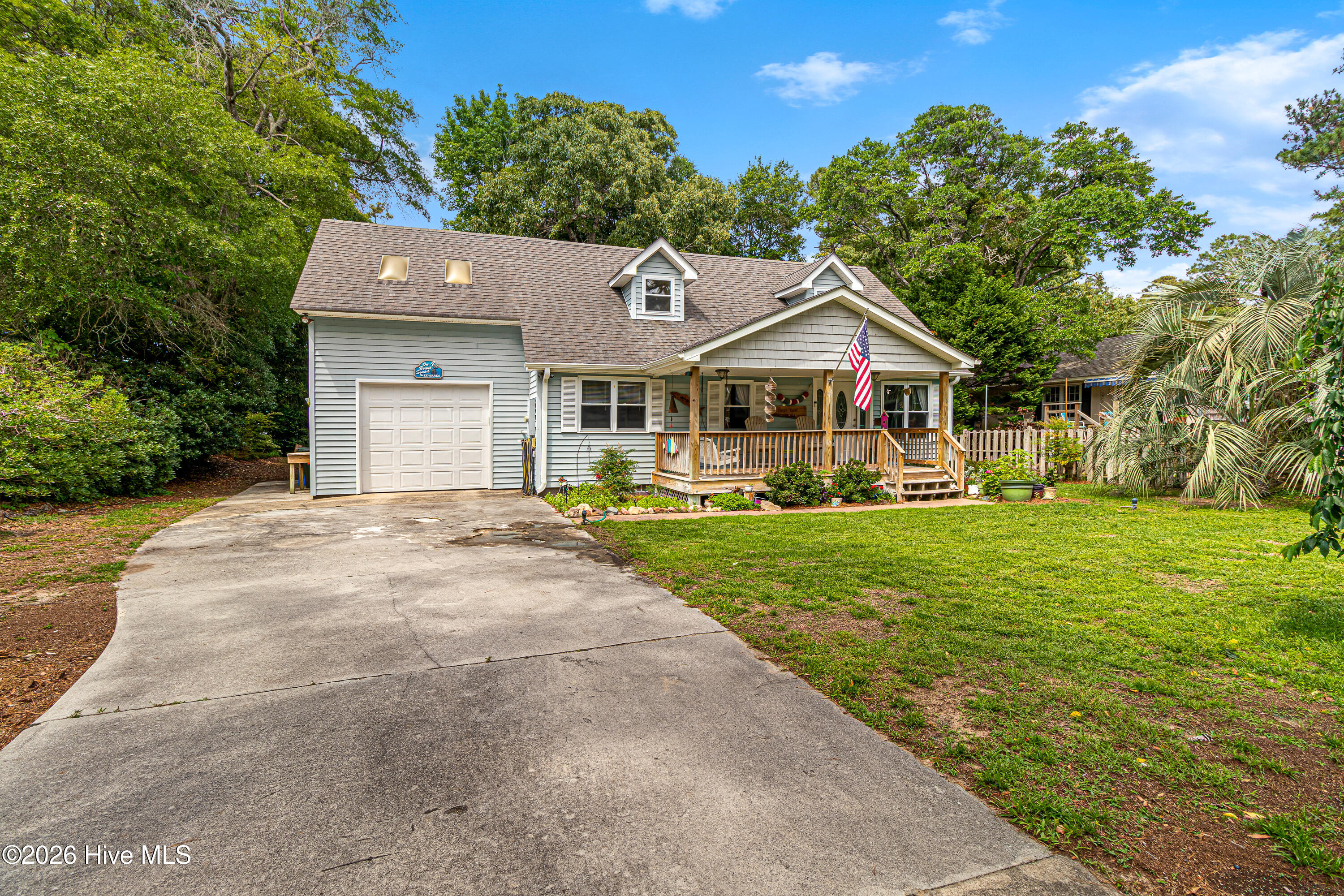 104 Elm Court,Pine Knoll Shores