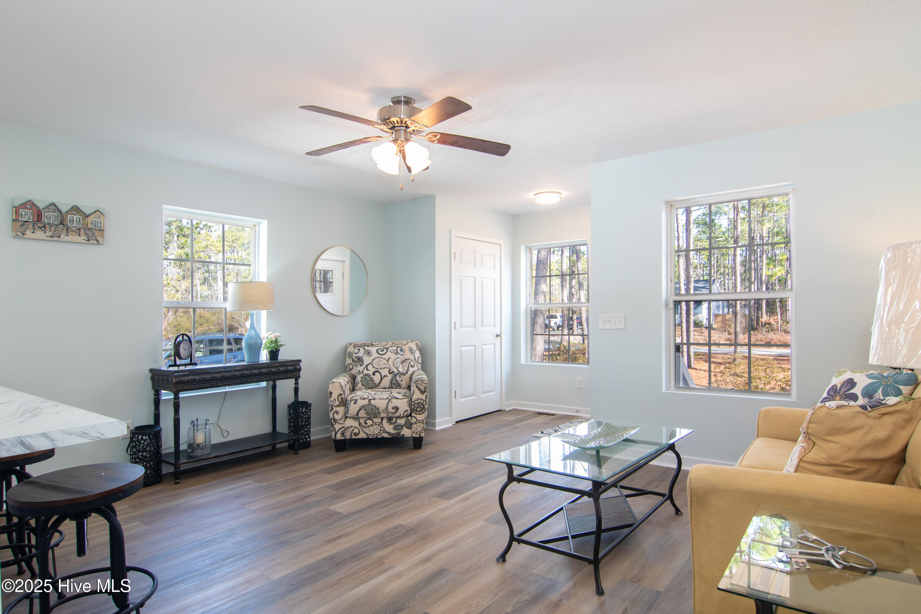 100546709 | Photo 13