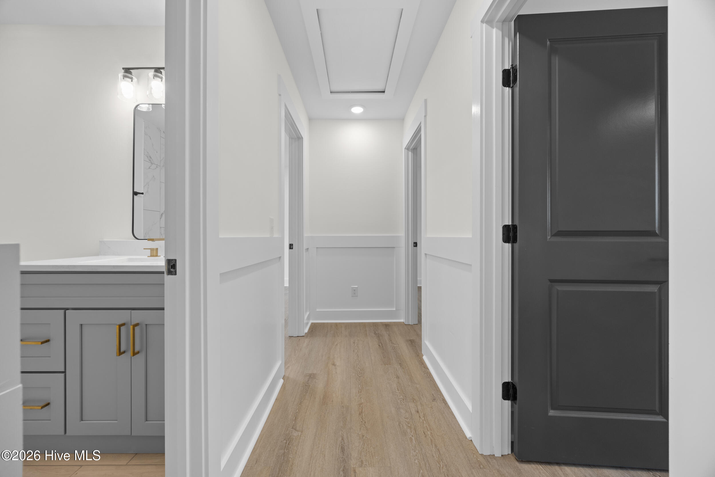 100556943 | Photo 20