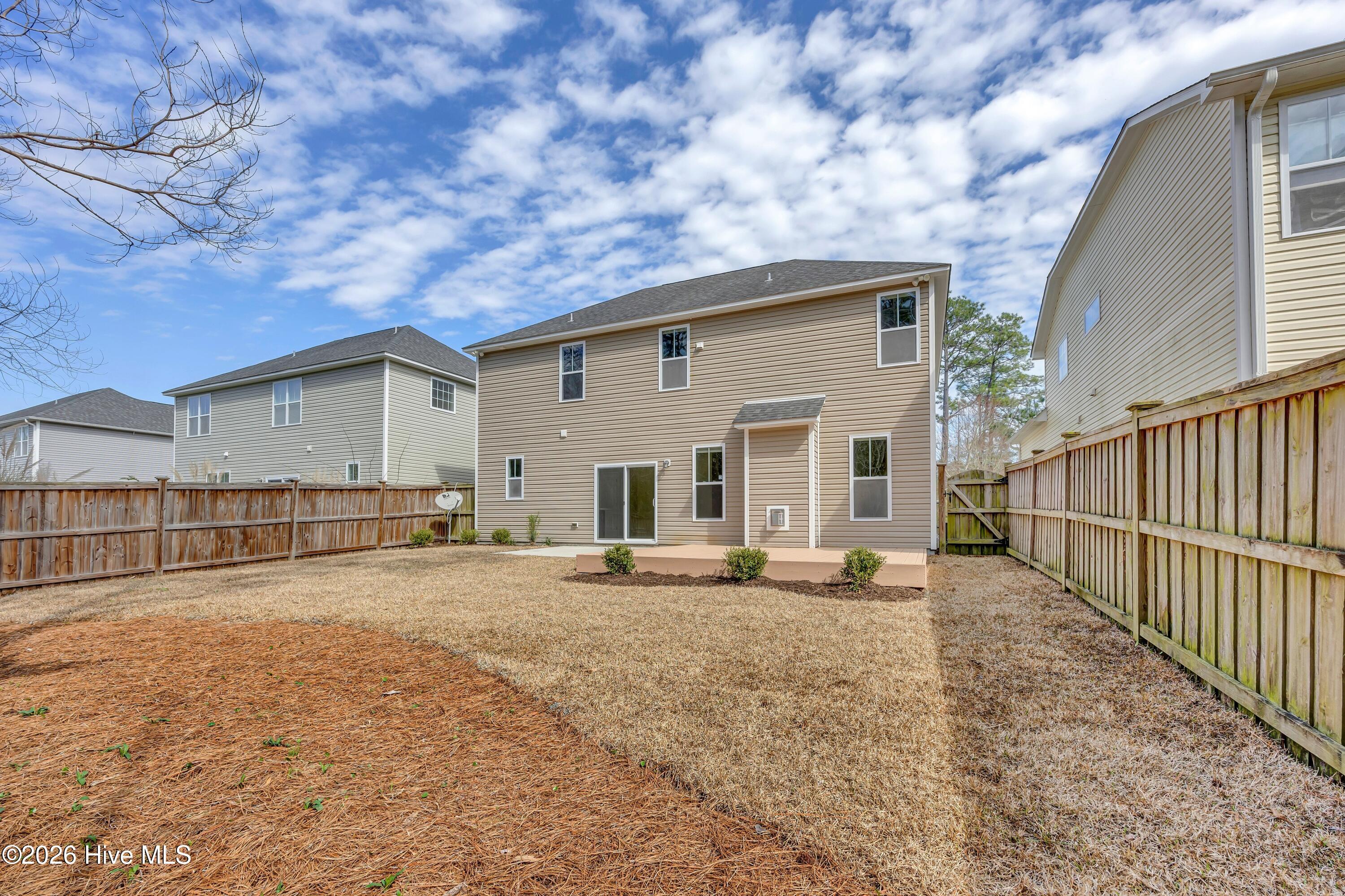 100560481 | Photo 30