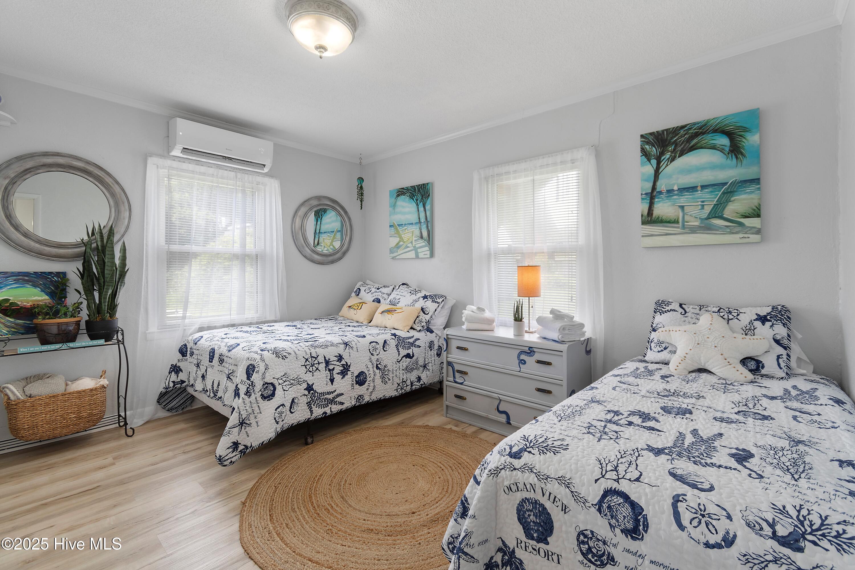 100564186 | Photo 22