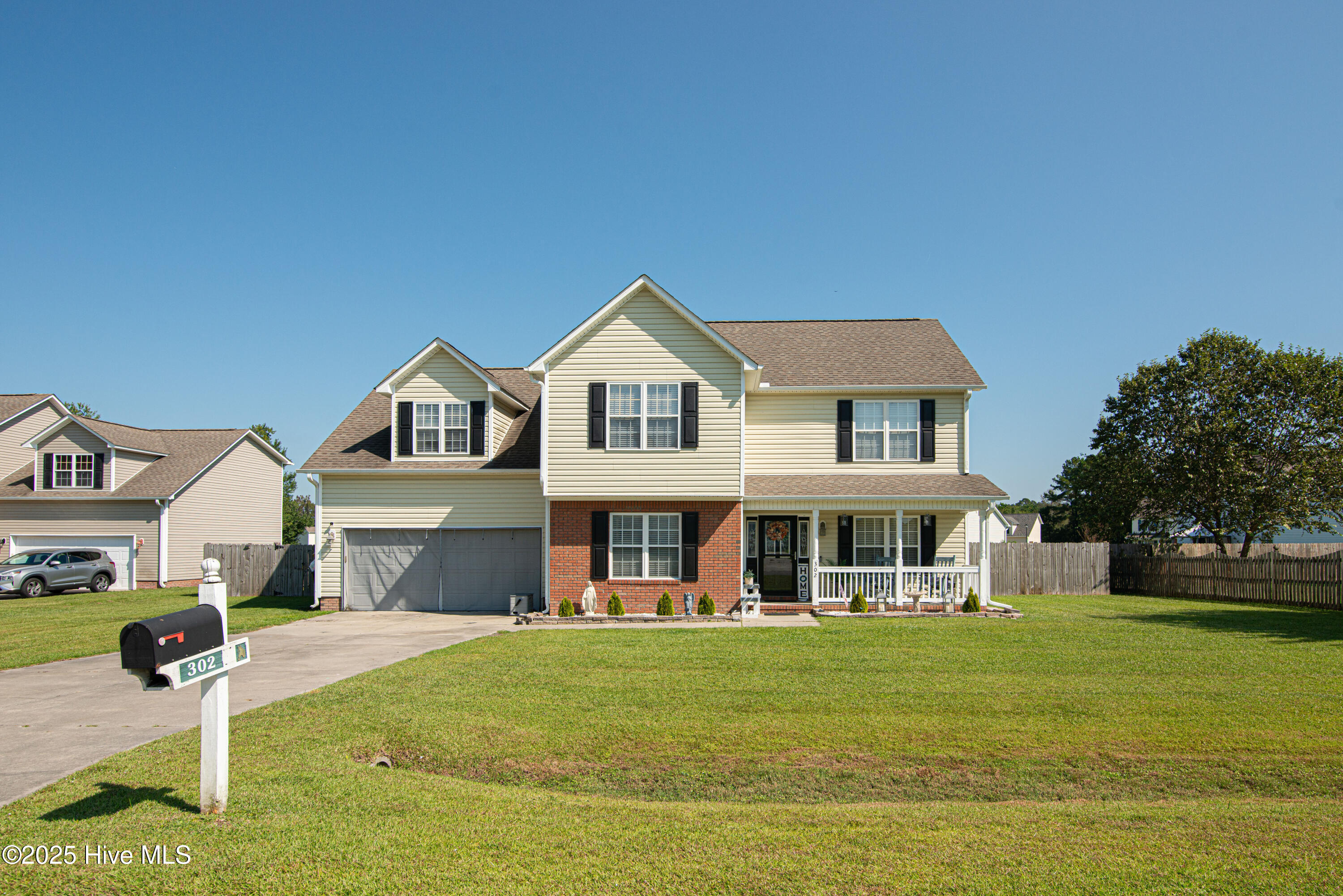 302 Honey Court W, Jacksonville, NC 28540 – photo 3: DSC_4172