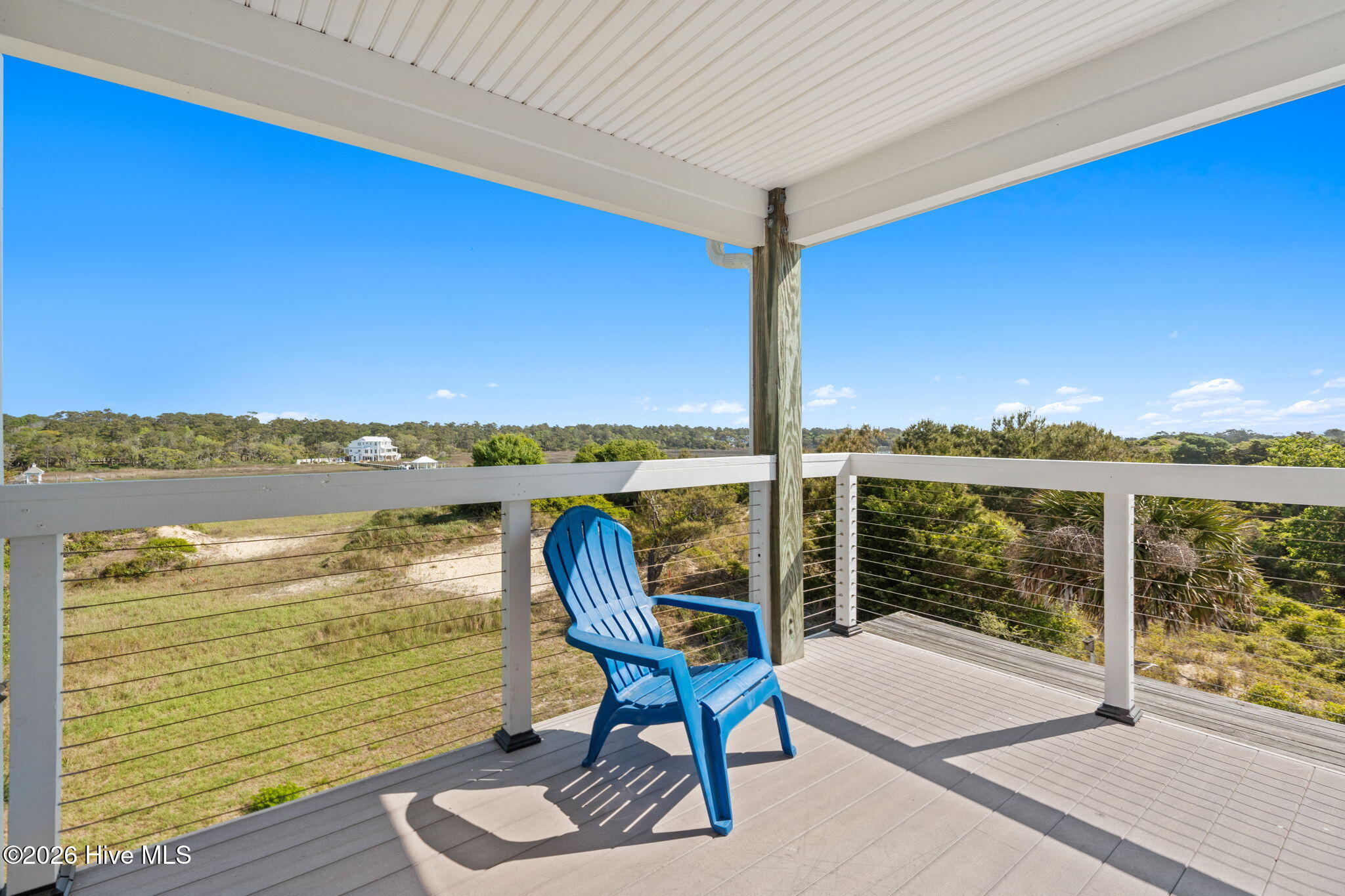 100561673 | Photo 50