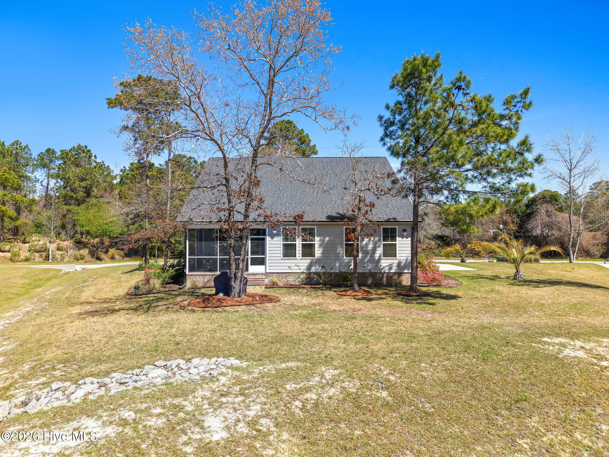 100561816 | Photo 46