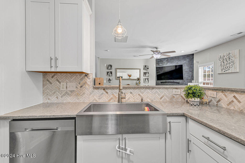 100543856 | Photo 15