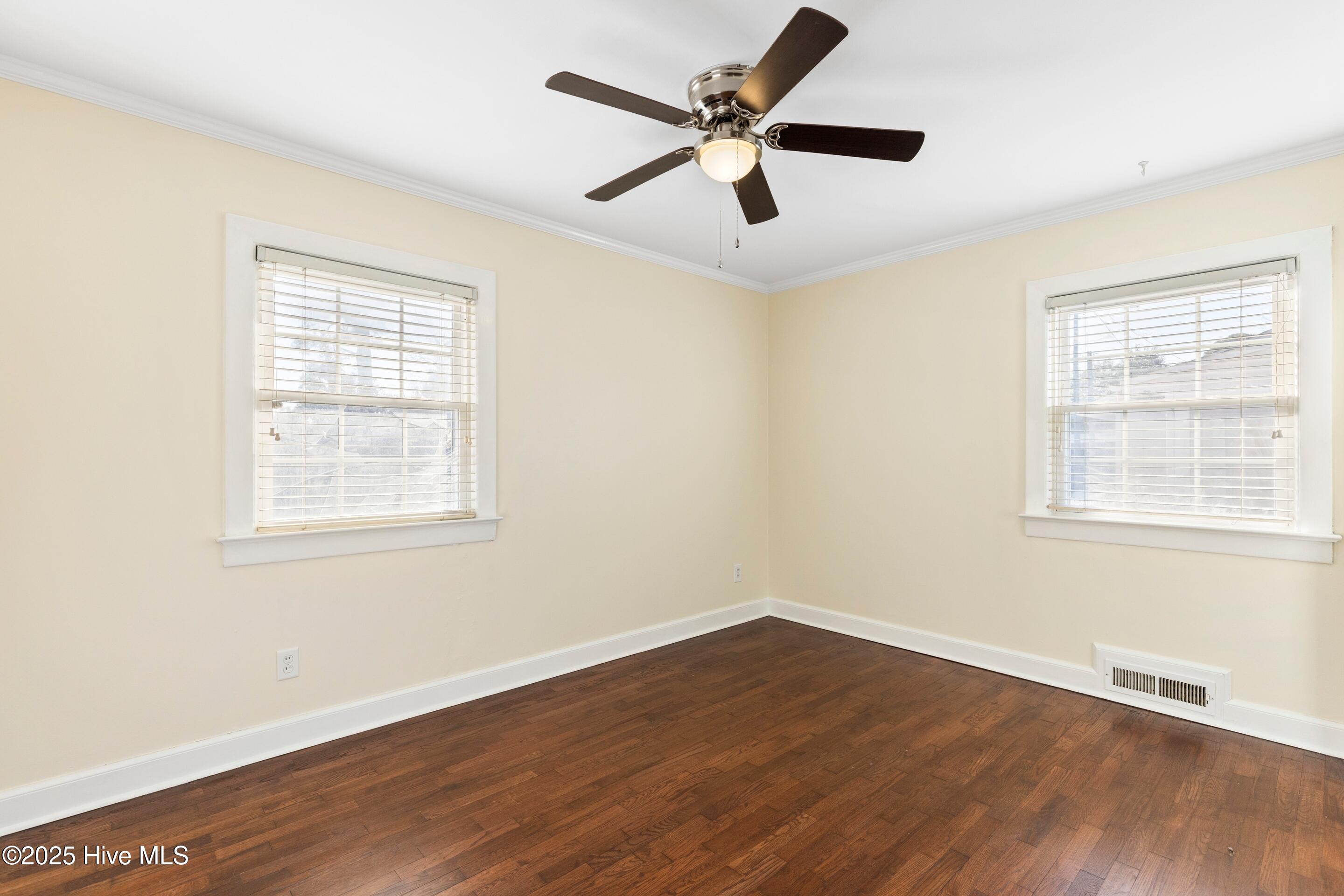 100544928 | Photo 28