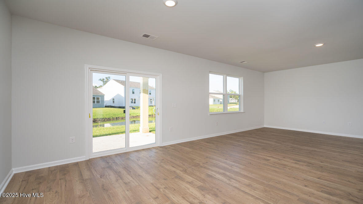 1050 Pampas Grass Drive Lot 334, Castle Hayne, NC 28429 – photo 12: Similar Home