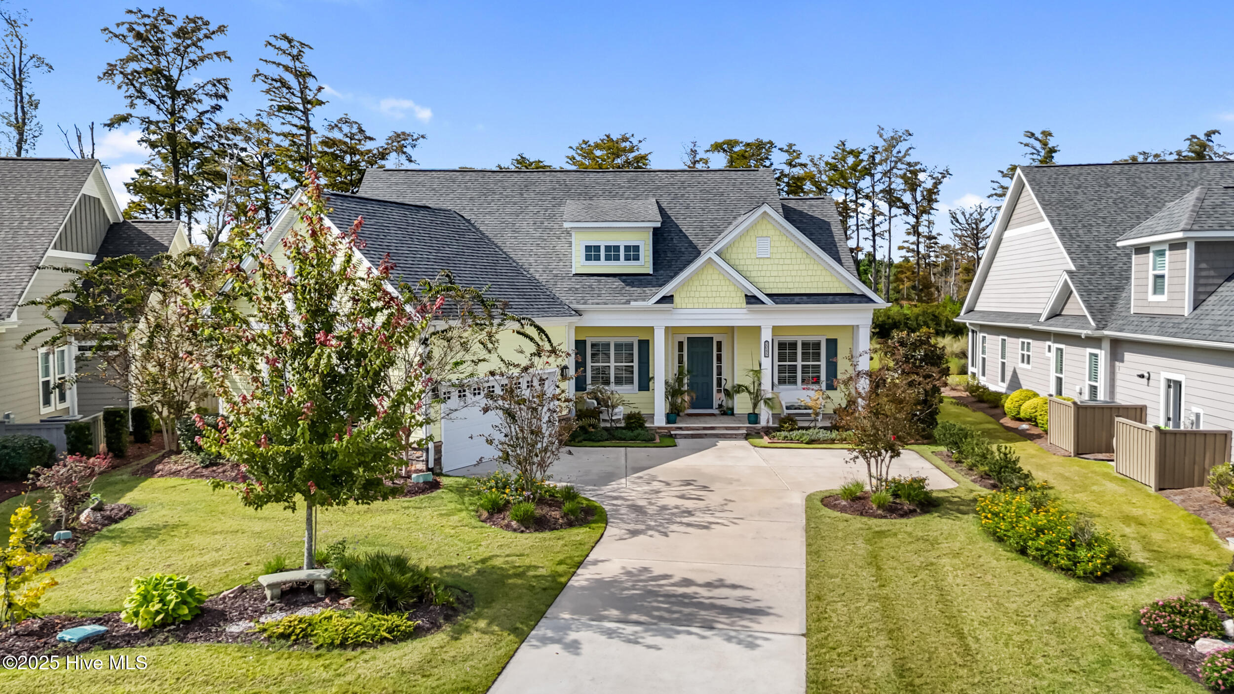 100534390 | Photo 49