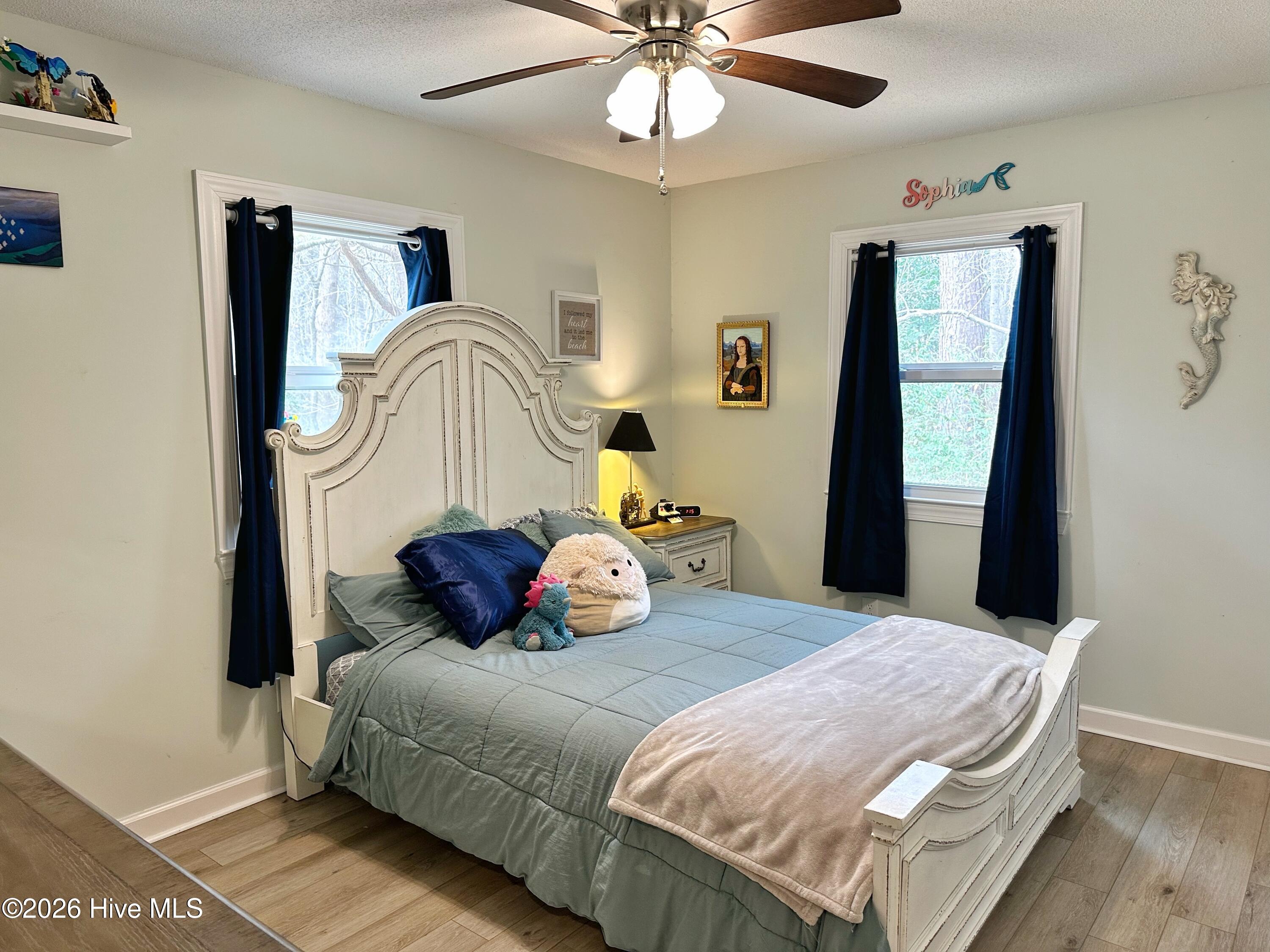 100559040 | Photo 16