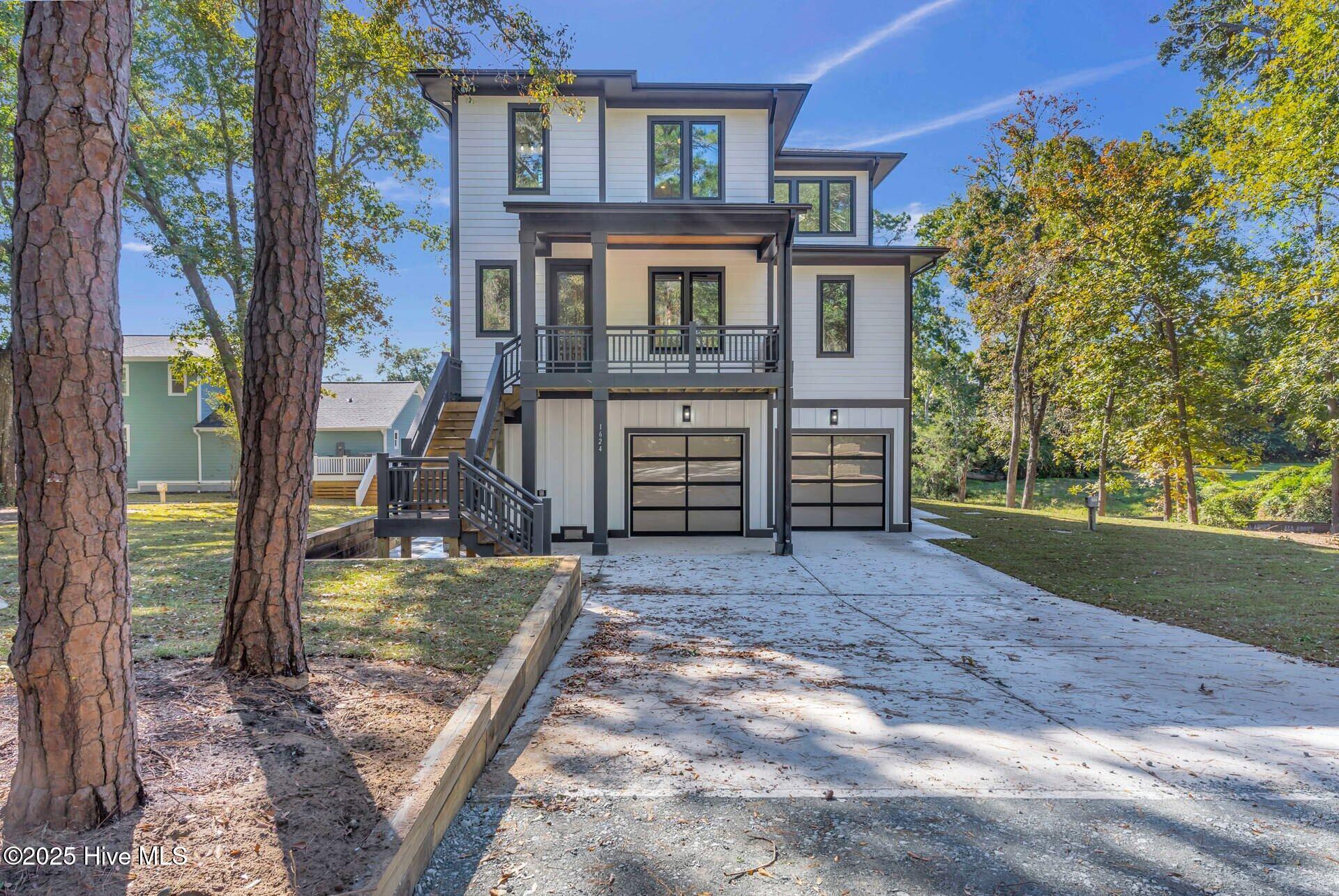 Homes for sale in Wilmington, NC | 1624 Sunrise Ln, Wilmington, NC 28409 | MLS# 100539388