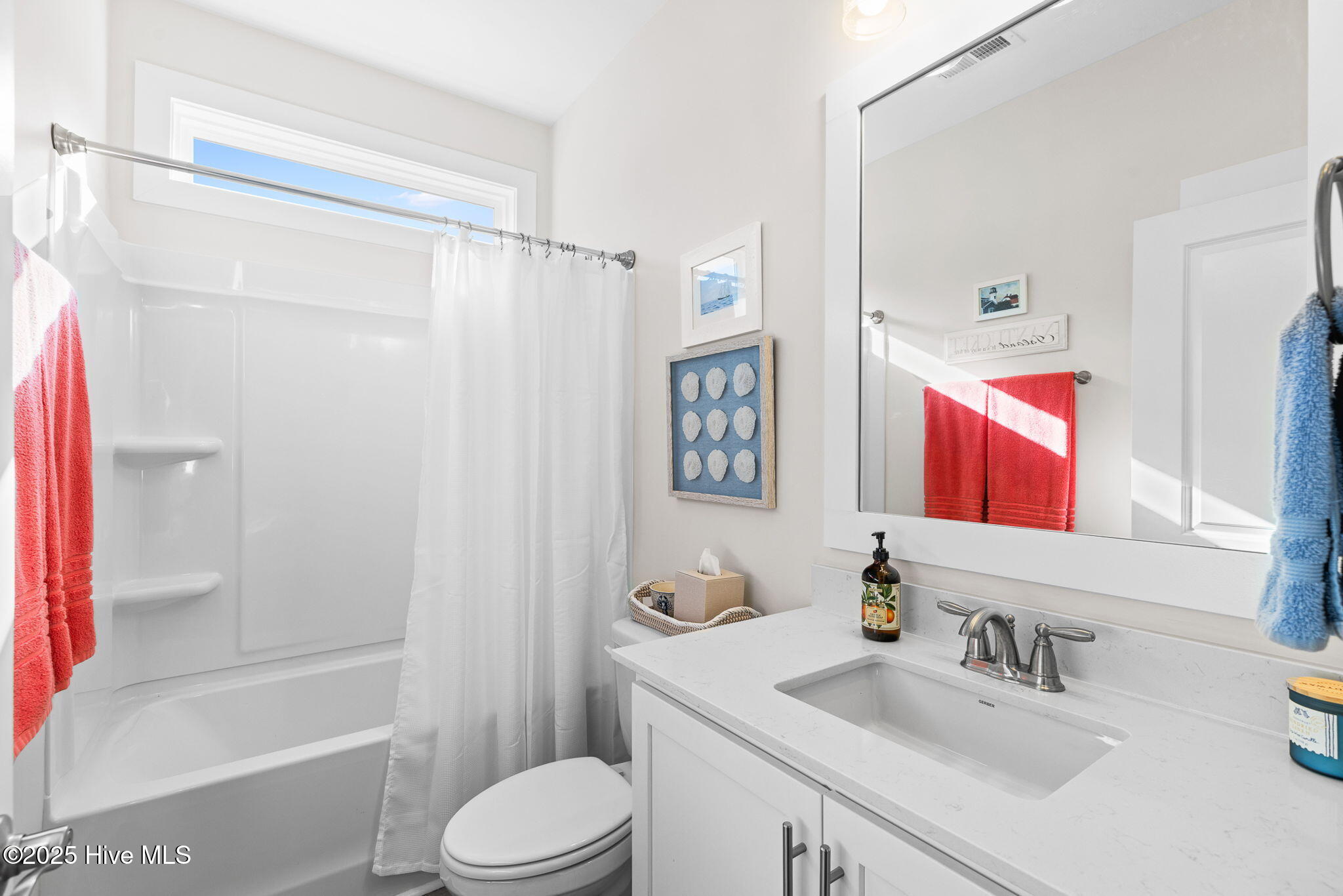 100534721 | Photo 27