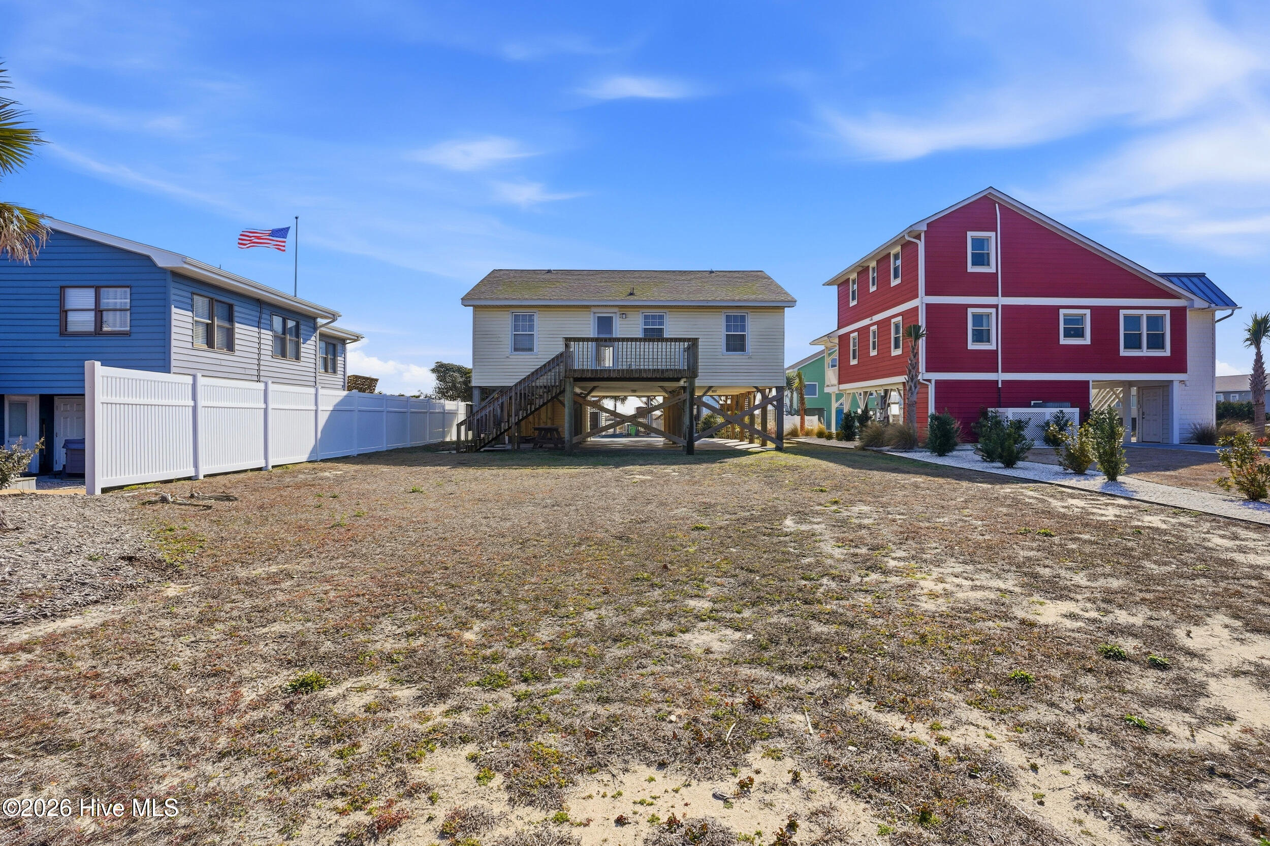 100554580 | Photo 30