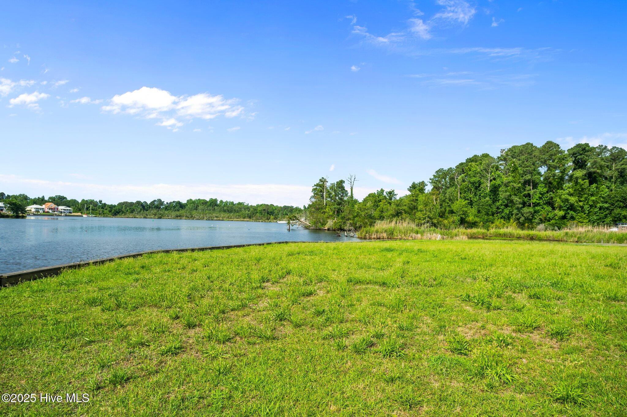 100546088 | Photo 29