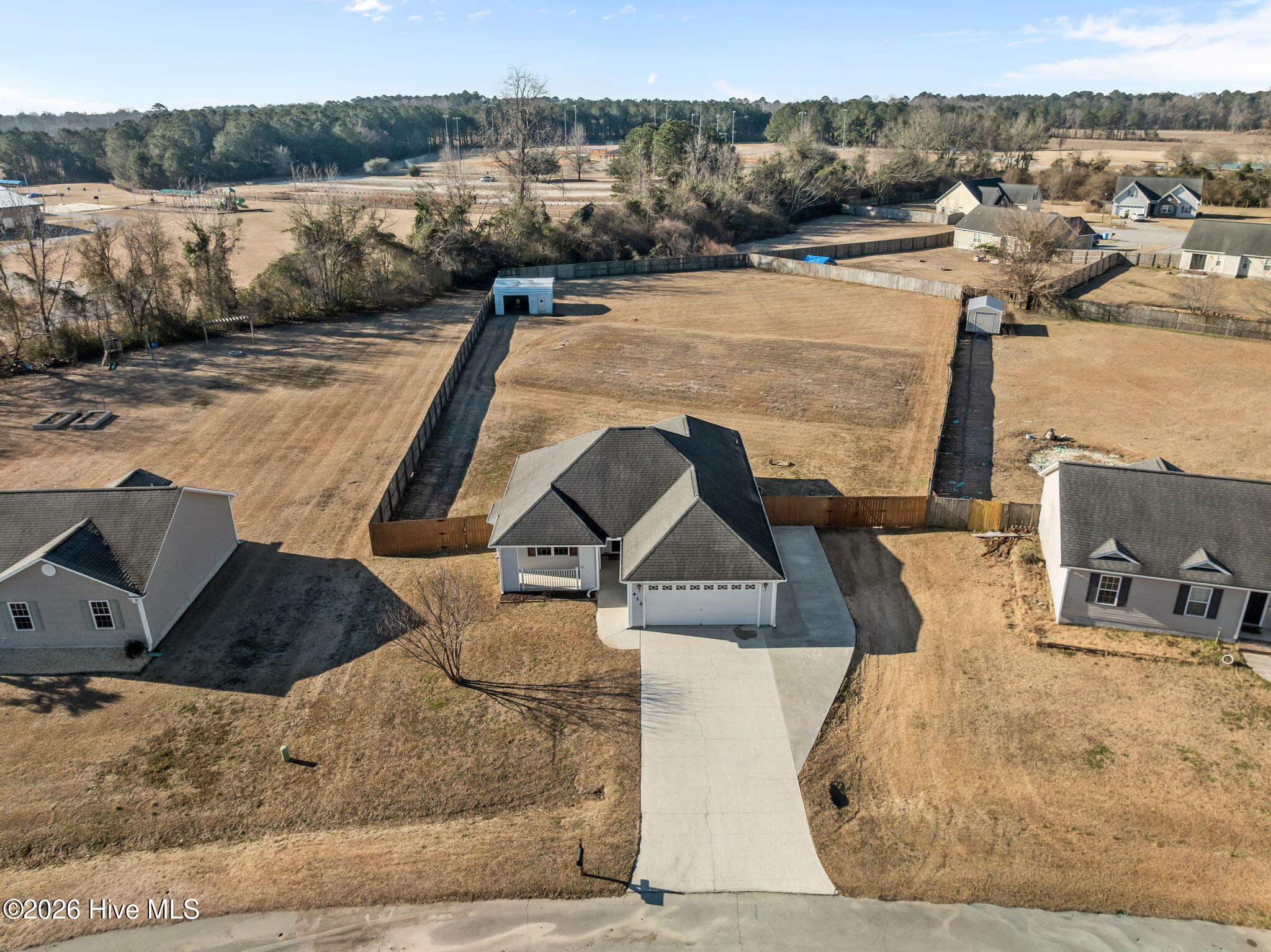 100554130 | Photo 47