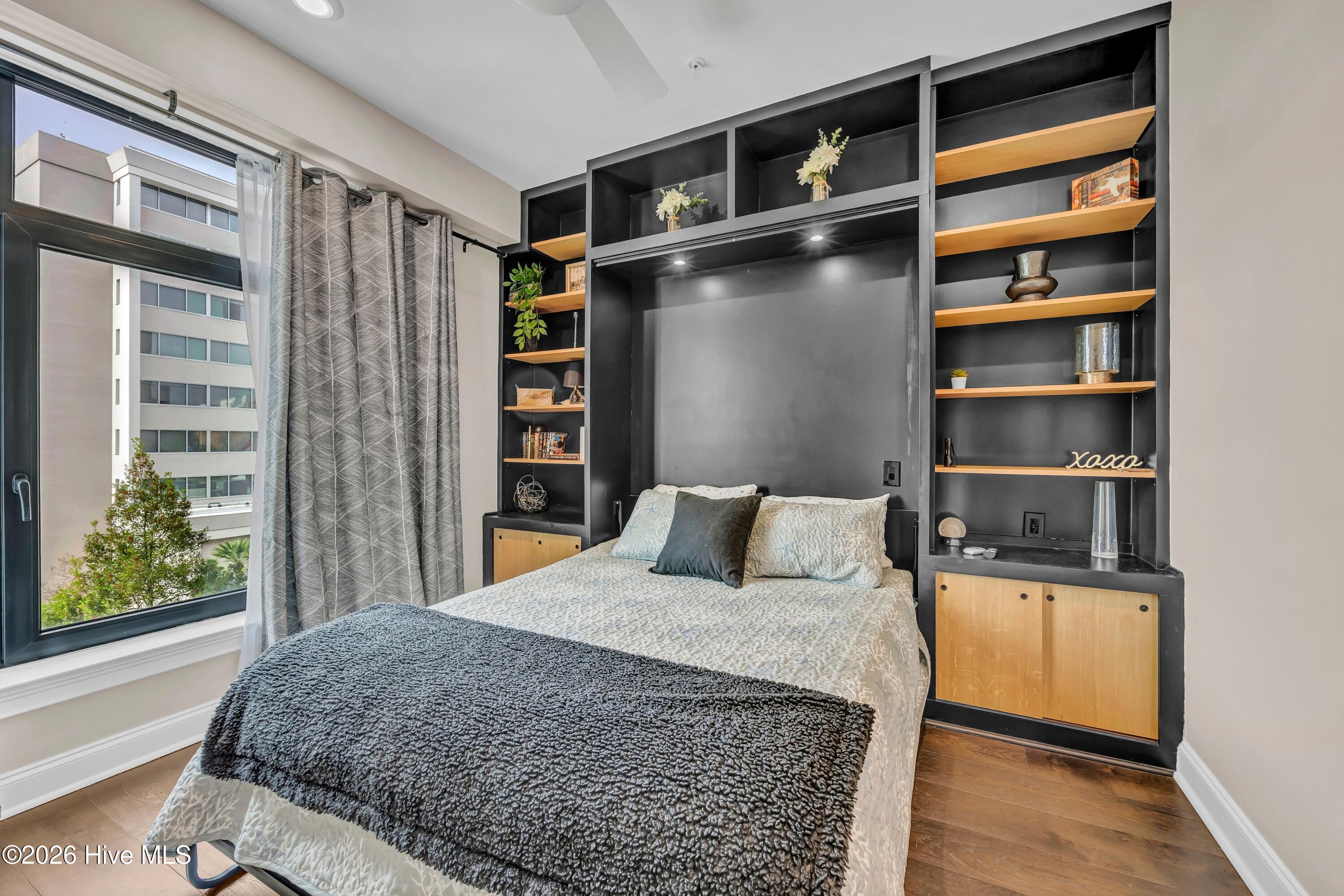 100553236 | Photo 21