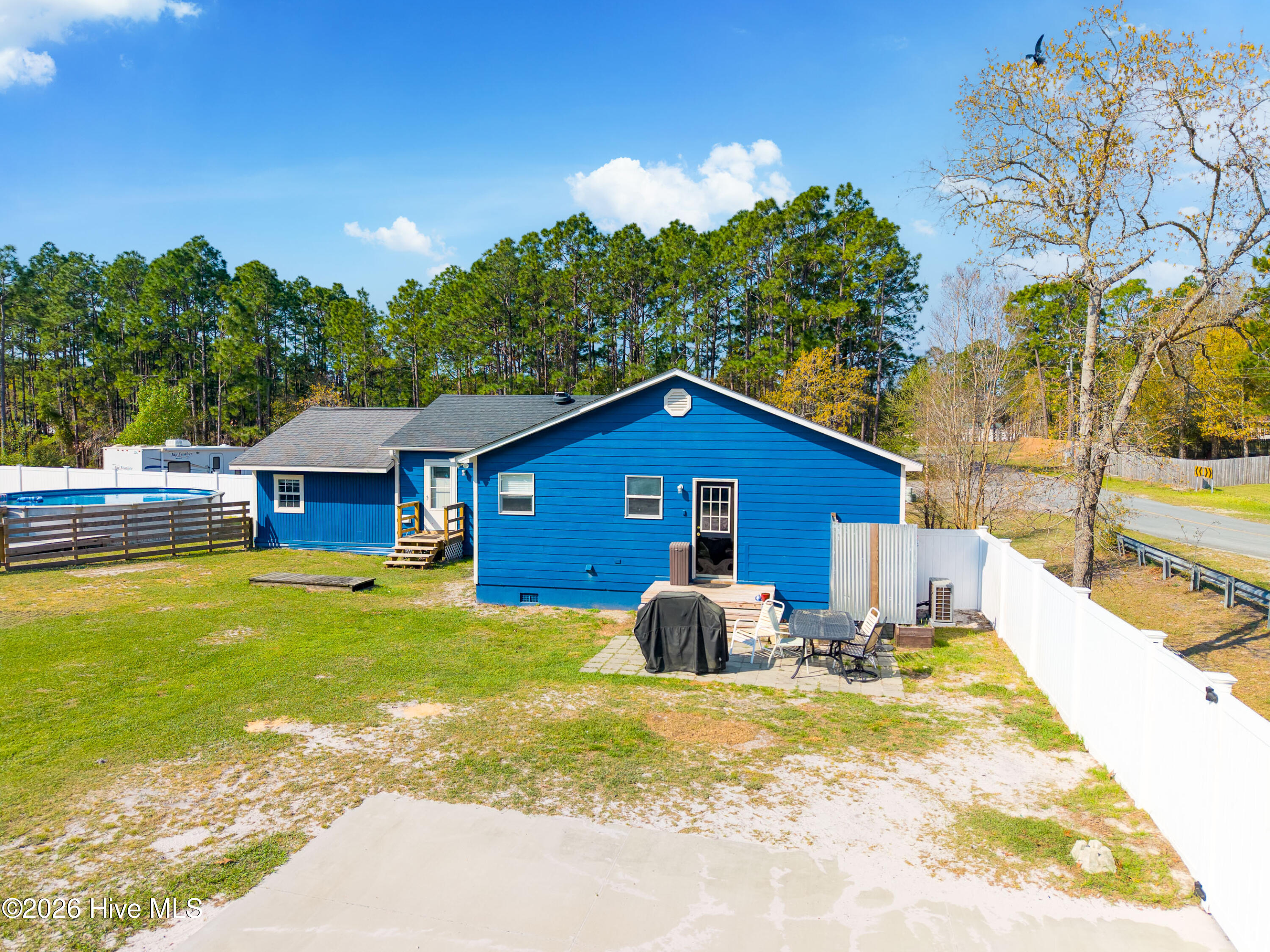 100563534 | Photo 31